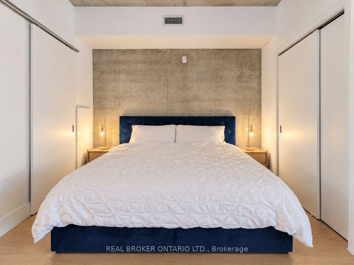 Photo 6 of Unit 408, 25 Stafford Street, Toronto, Niagara — HOMEH