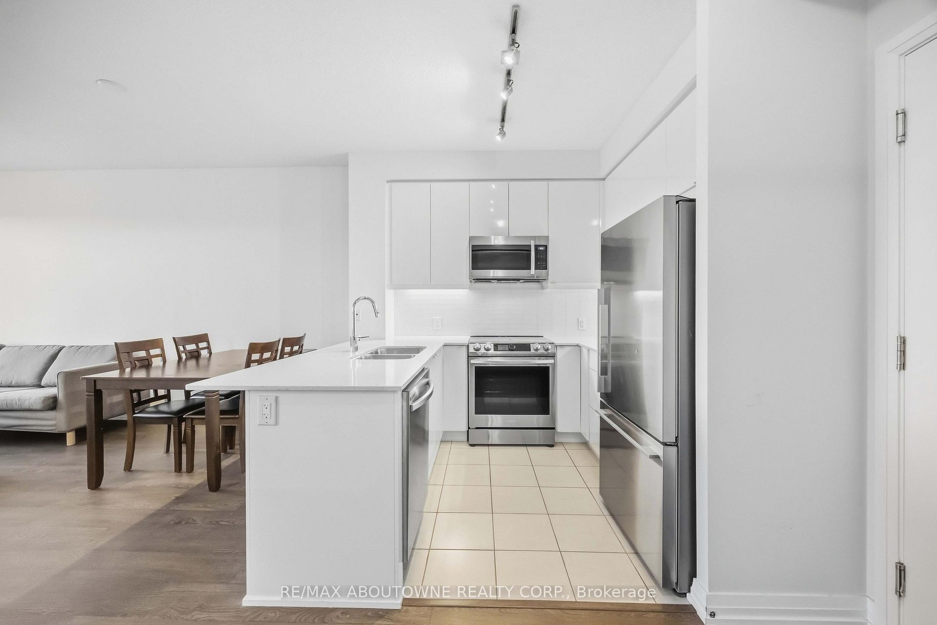 Photo 5 of Unit 513, 50 Thomas Riley Road, Etobicoke, Islington-City Centre West — HOMEH