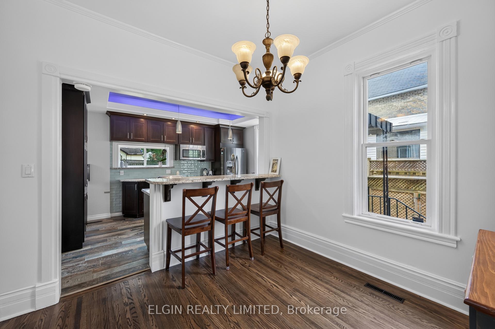 Photo 7 of 25 Locust Street, St. Thomas — HOMEH