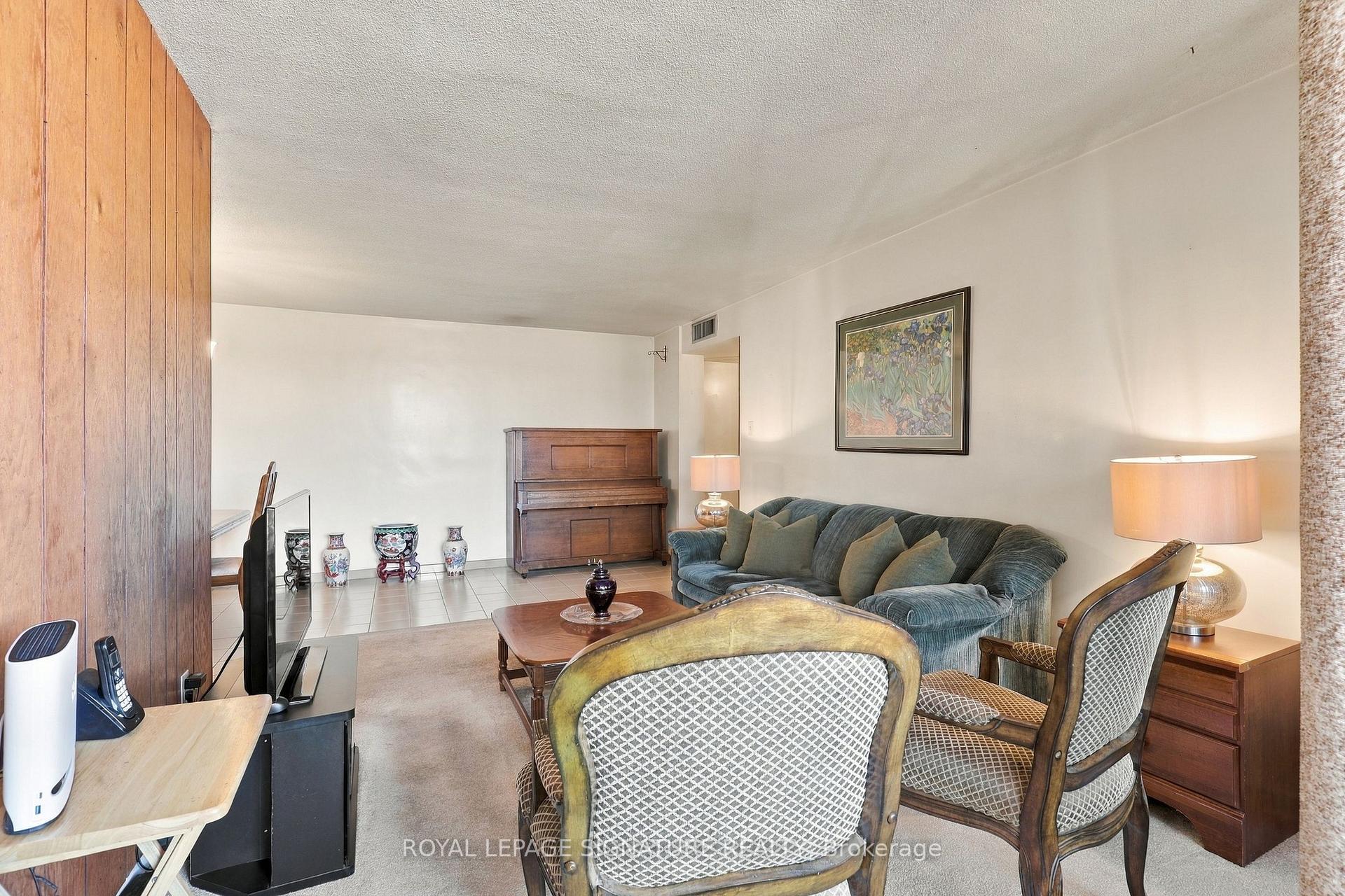 Photo 7 of Unit 539, 2645 Jane Street, North York, Glenfield-Jane Heights — HOMEH