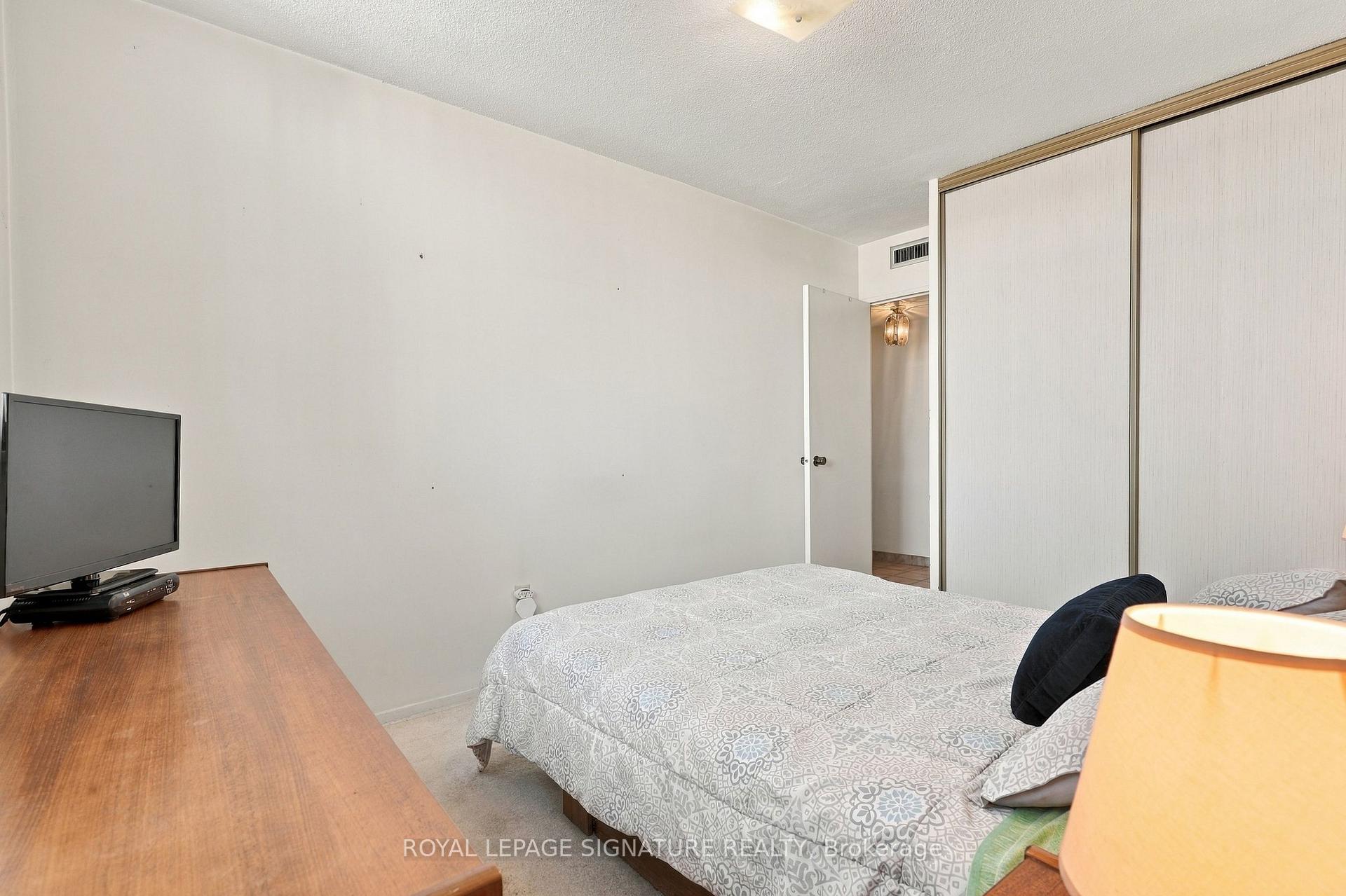 Photo 19 of Unit 539, 2645 Jane Street, North York, Glenfield-Jane Heights — HOMEH