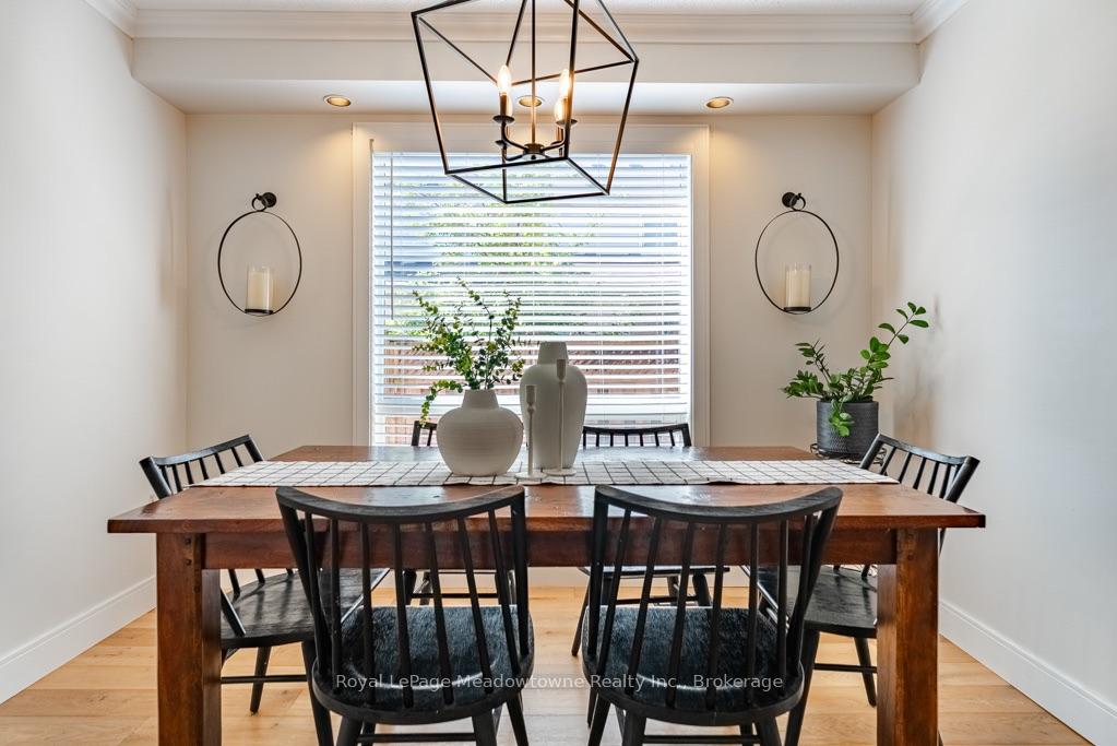 Photo 4 of 407 Baverstock Crescent, Milton, Clarke — HOMEH
