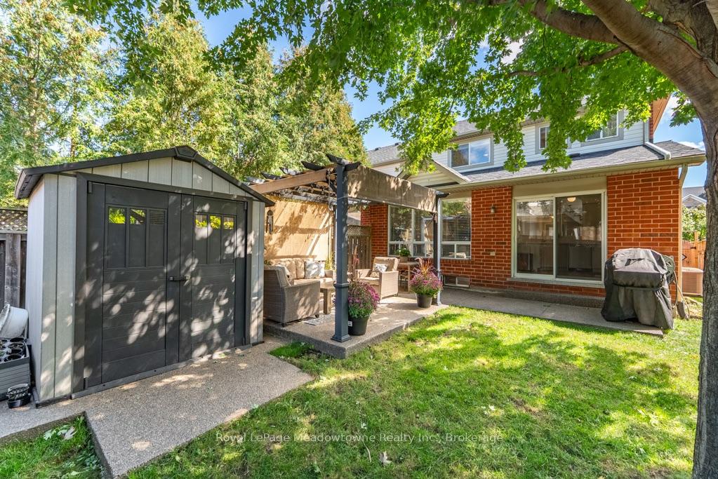 Photo 41 of 407 Baverstock Crescent, Milton, Clarke — HOMEH