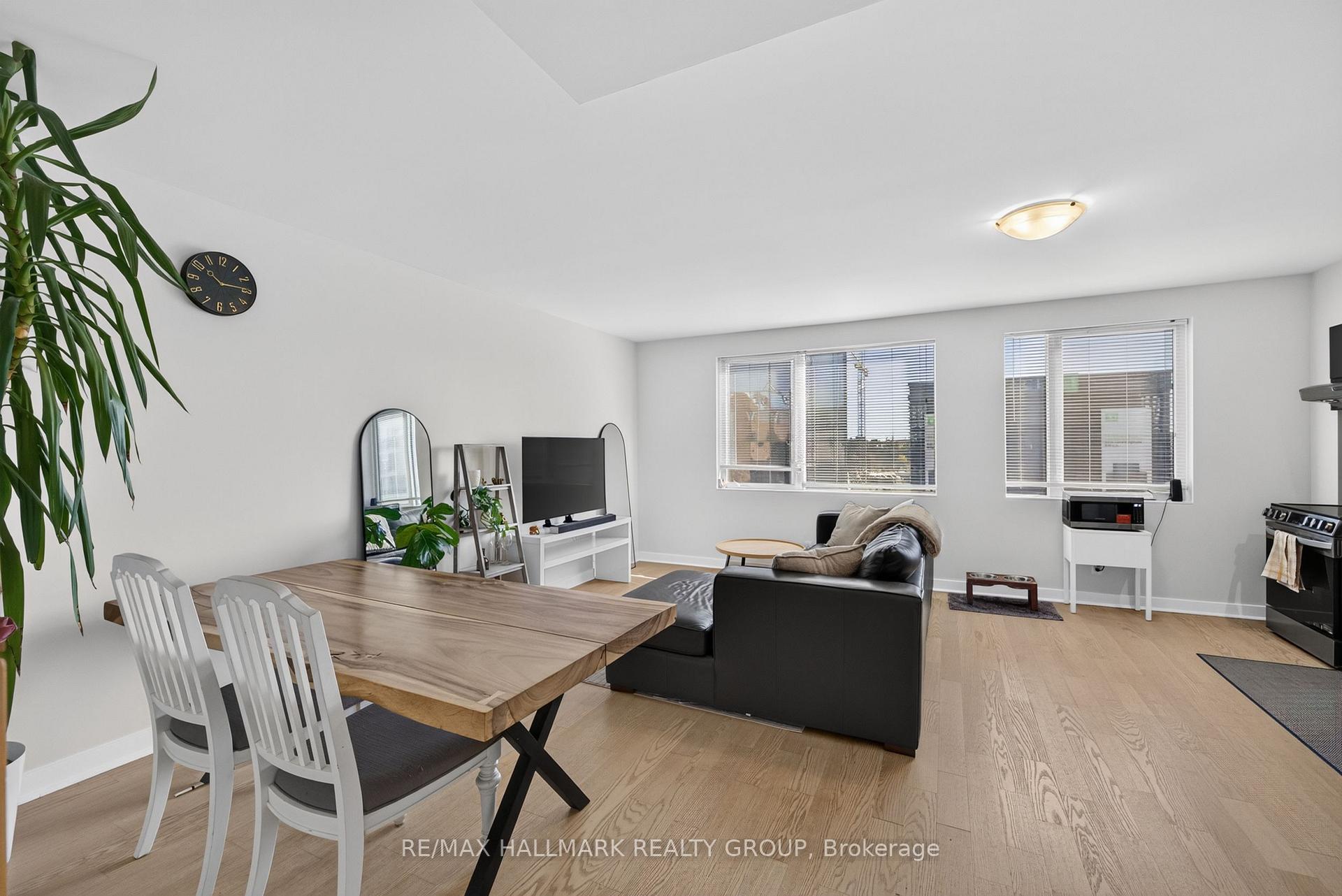 Photo 6 of Unit 506, 1014 Bank Street, Ottawa, Glebe — HOMEH