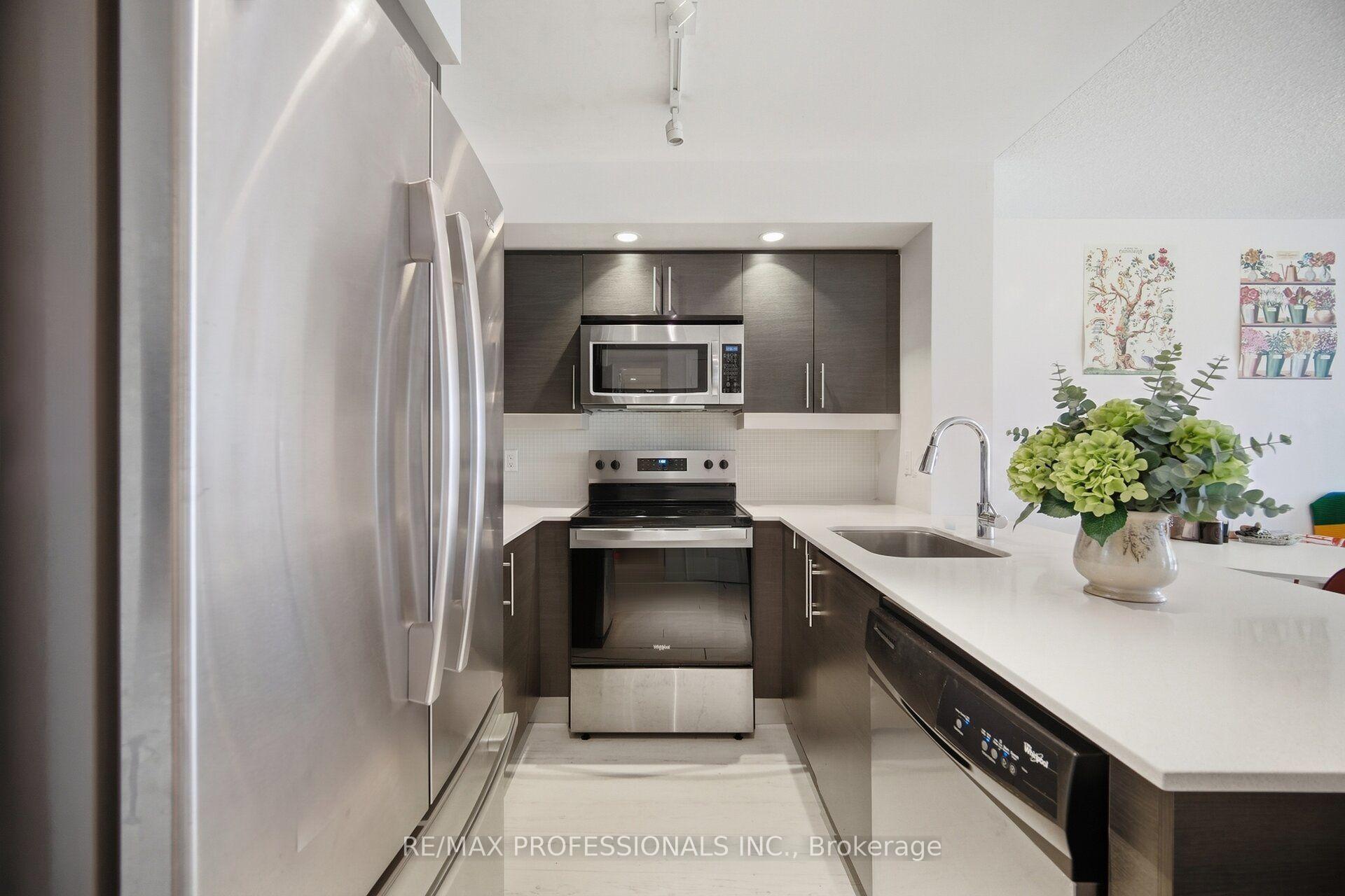 Photo 8 of Unit 1206, 65 East Liberty Street, Toronto, Niagara — HOMEH