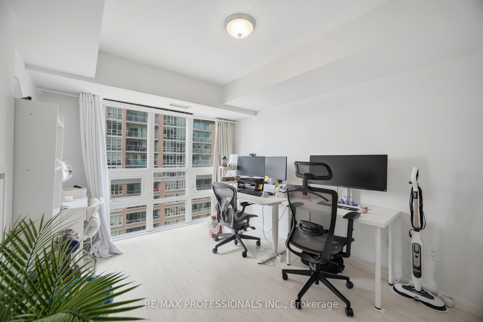 Photo 16 of Unit 1206, 65 East Liberty Street, Toronto, Niagara — HOMEH