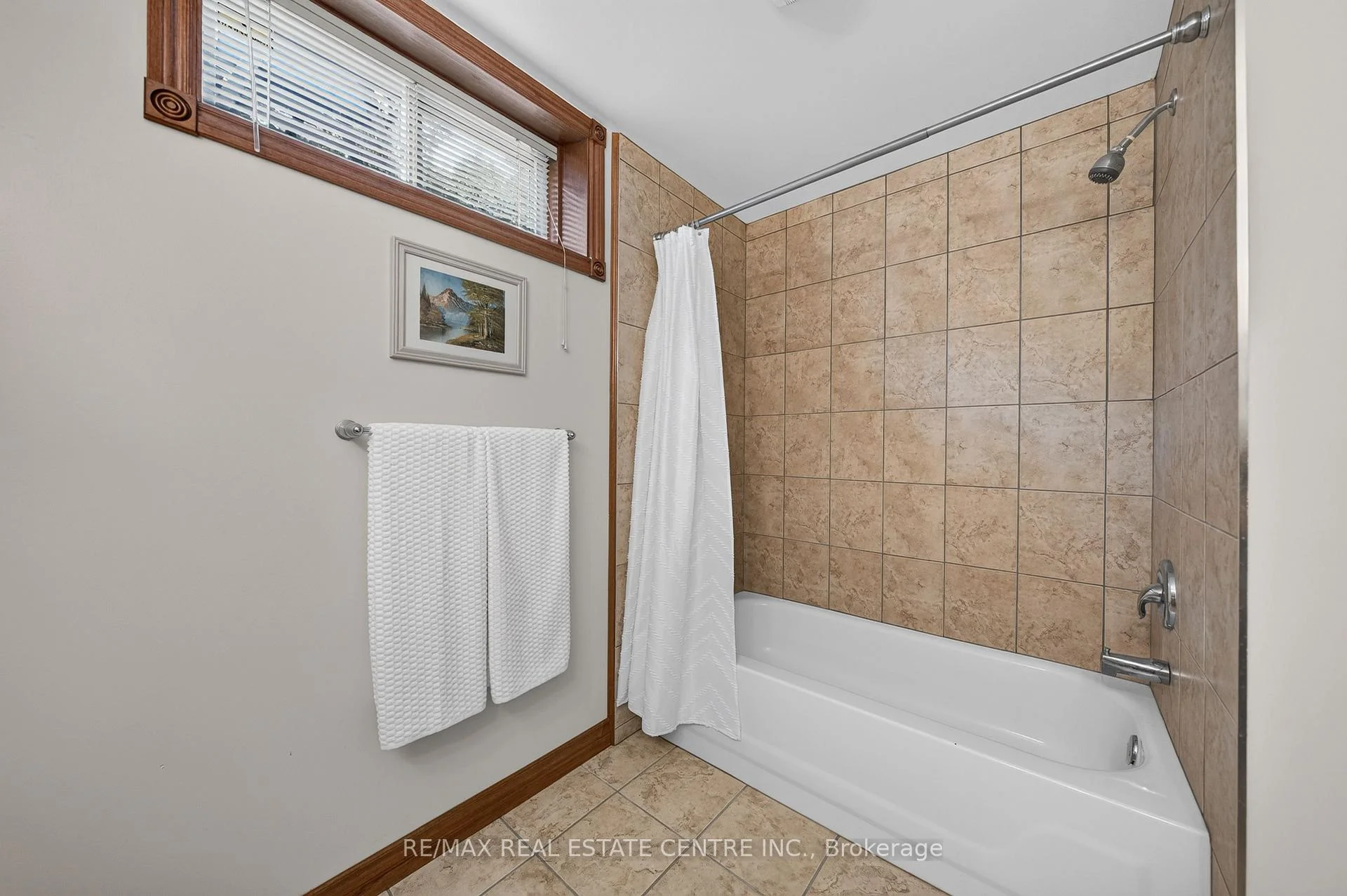Photo 97 of 52 Archwood Crescent, Cambridge, Fiddlesticks — HOMEH