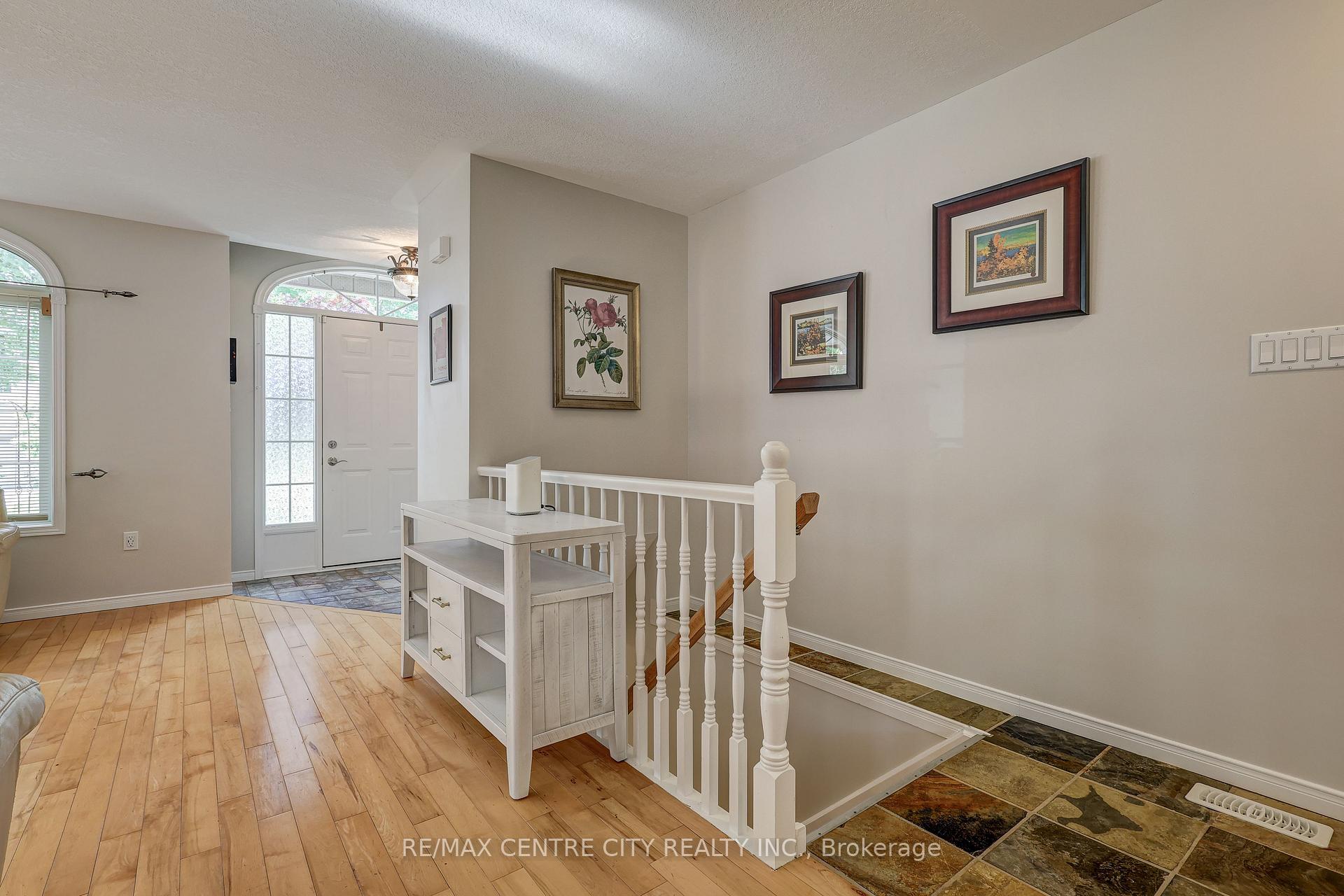 Photo 12 of 24 Schreyer Drive, St. Thomas — HOMEH