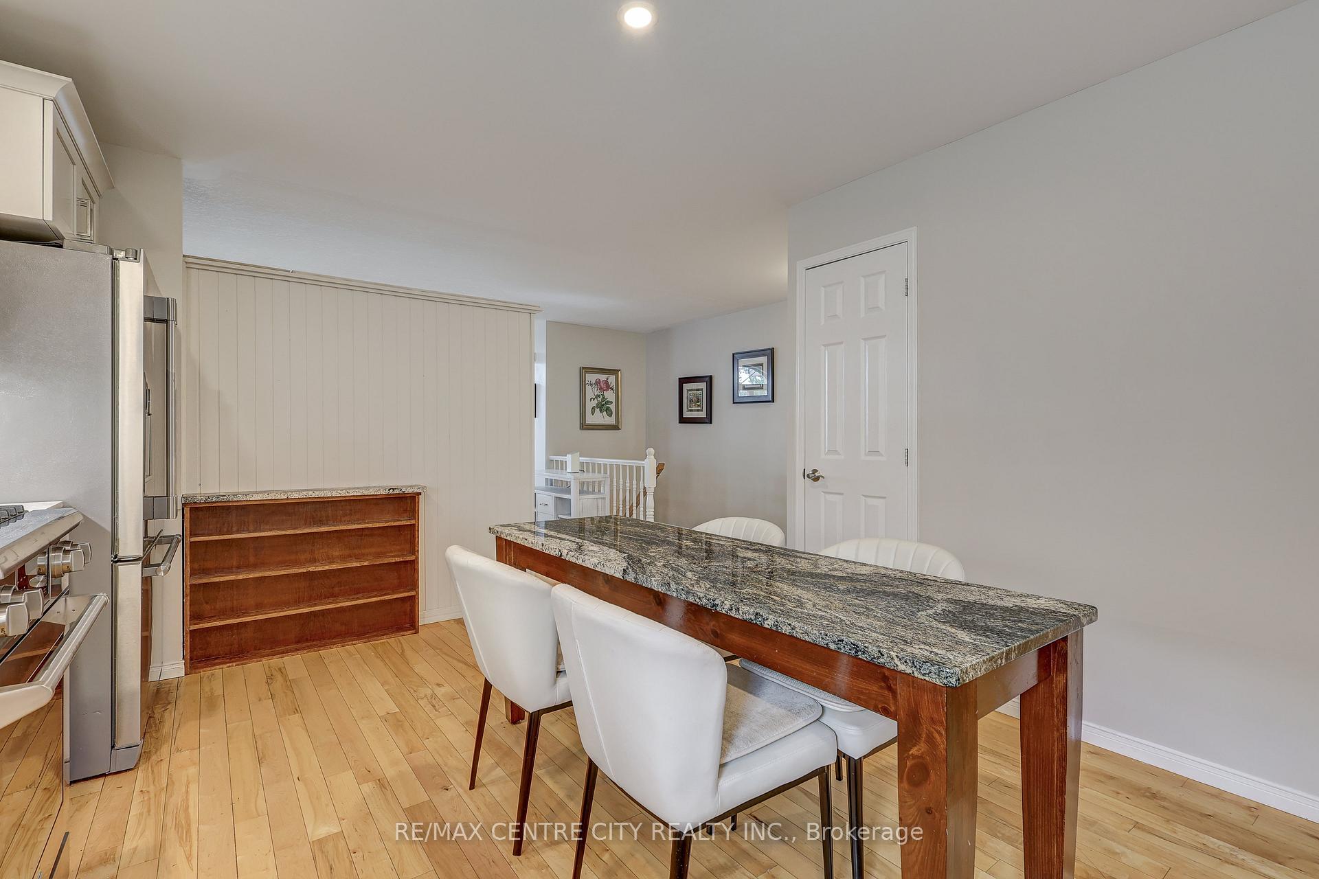 Photo 19 of 24 Schreyer Drive, St. Thomas — HOMEH