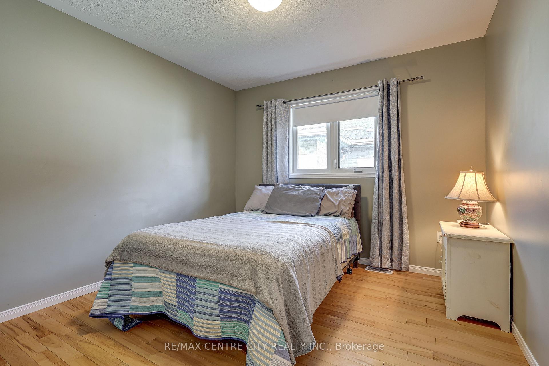 Photo 20 of 24 Schreyer Drive, St. Thomas — HOMEH