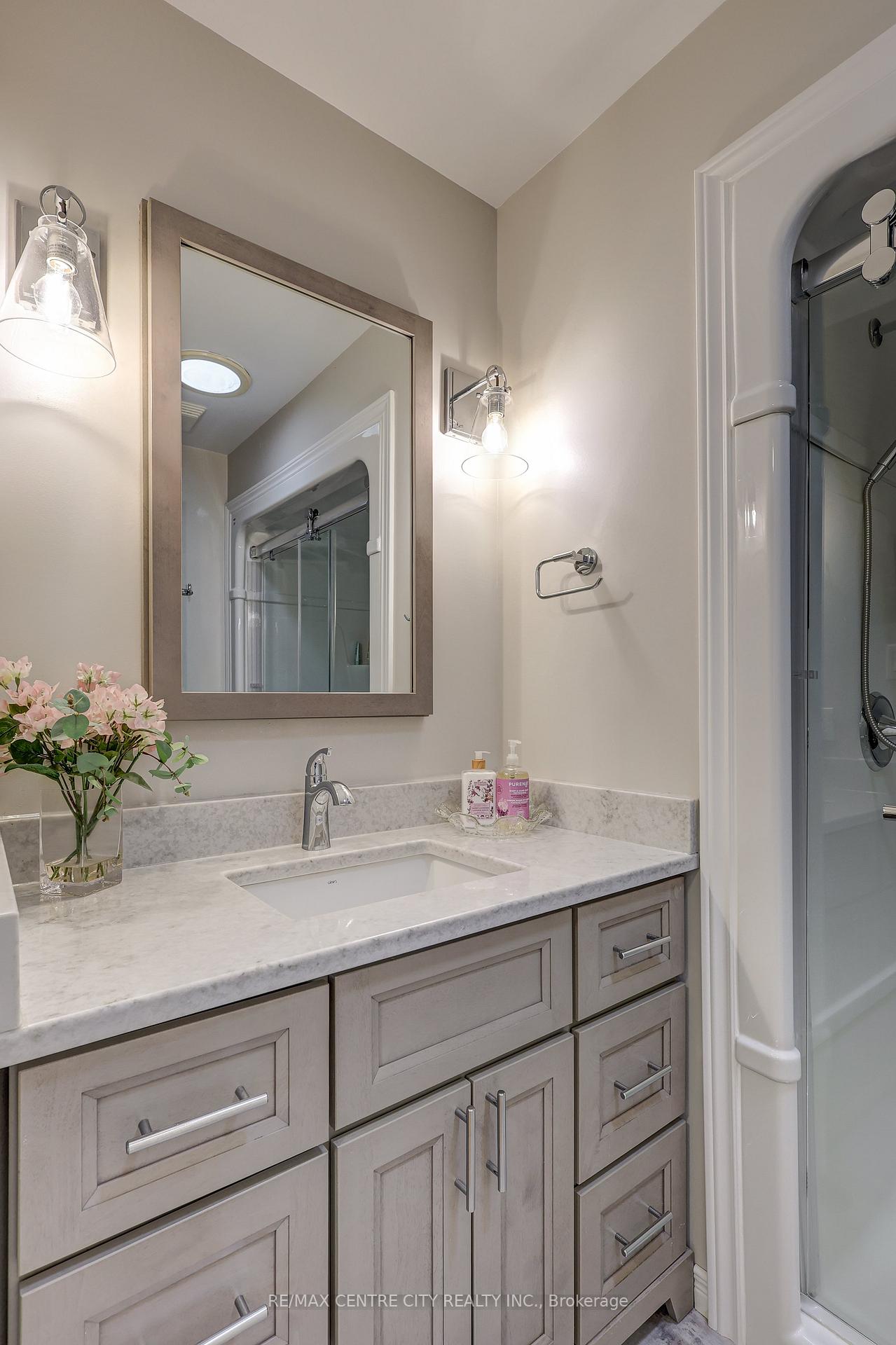 Photo 27 of 24 Schreyer Drive, St. Thomas — HOMEH