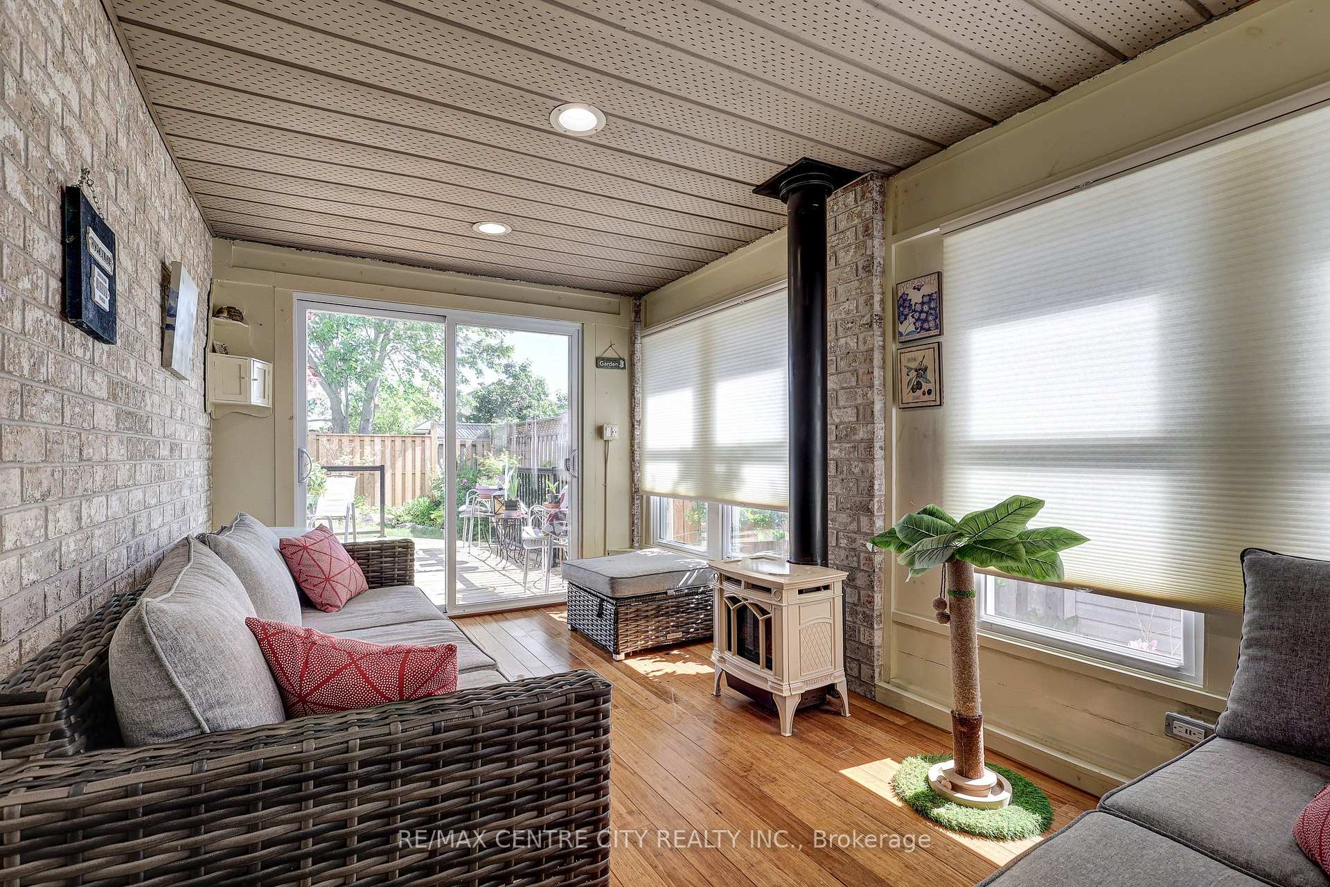 Photo 28 of 24 Schreyer Drive, St. Thomas — HOMEH