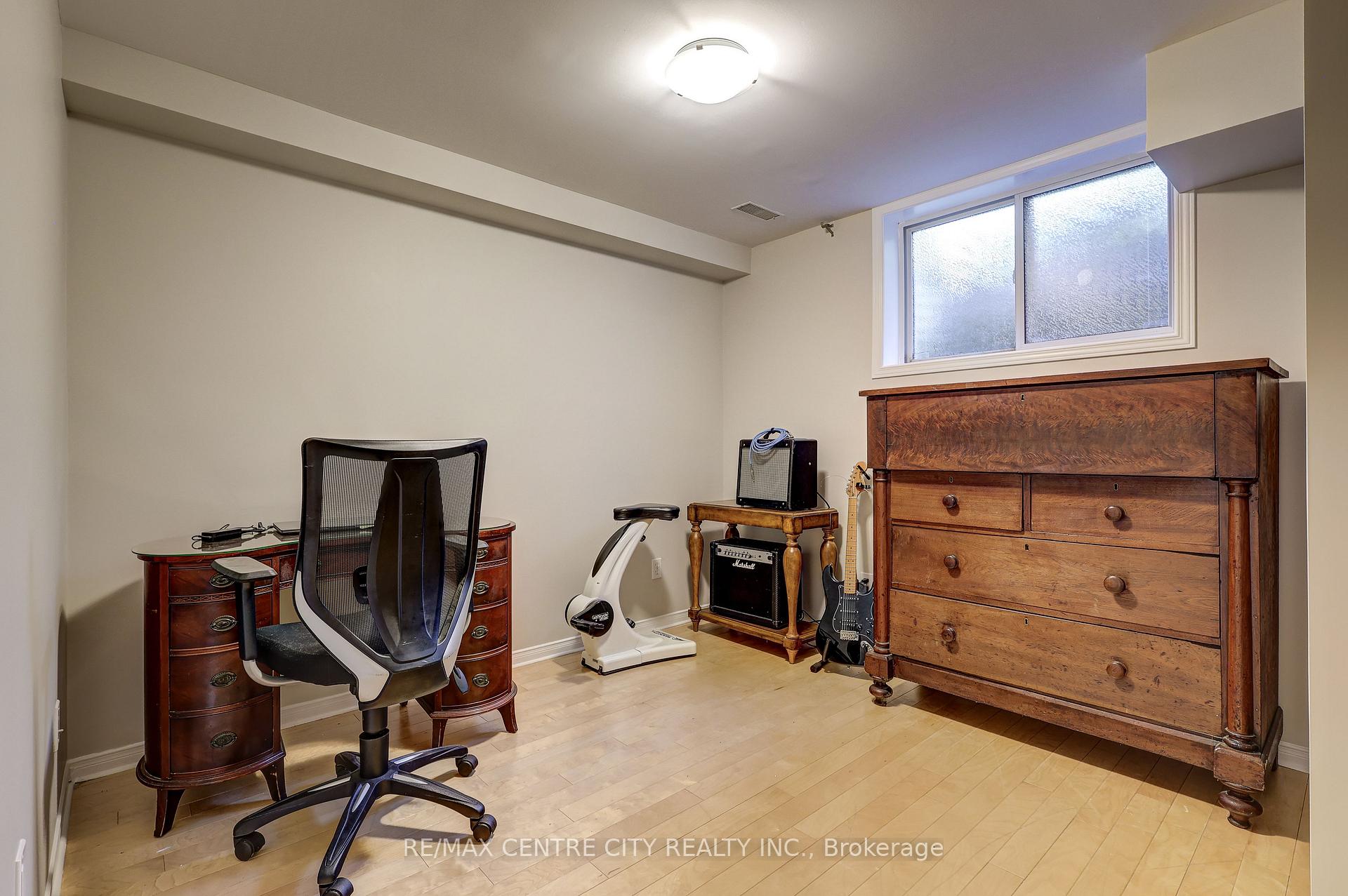 Photo 41 of 24 Schreyer Drive, St. Thomas — HOMEH