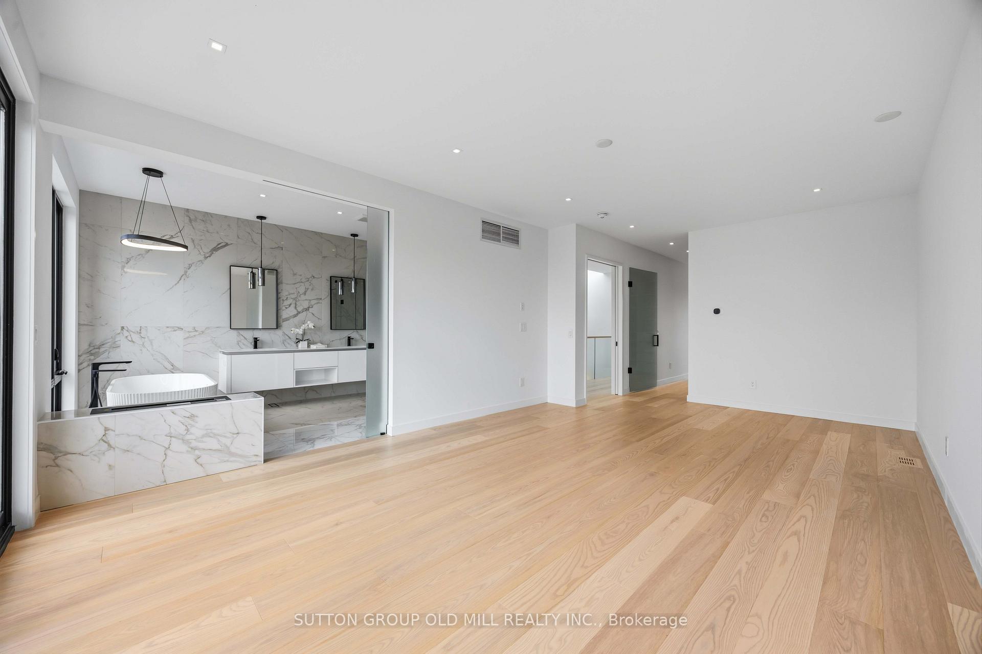 Photo 28 of 89 Regal Road, Toronto, Corso Italia-Davenport — HOMEH