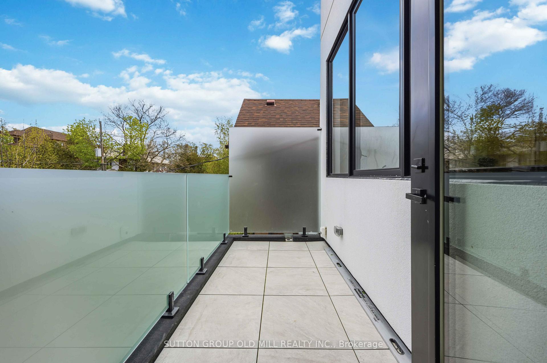 Photo 33 of 89 Regal Road, Toronto, Corso Italia-Davenport — HOMEH