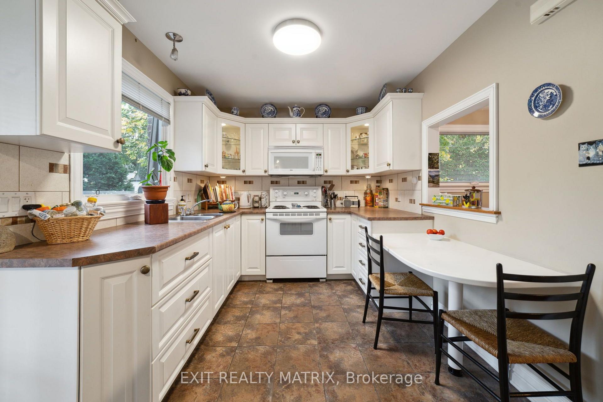 Photo 28 of 1866 Lenester Avenue, Ottawa, McKellar Heights/Glabar Park — HOMEH