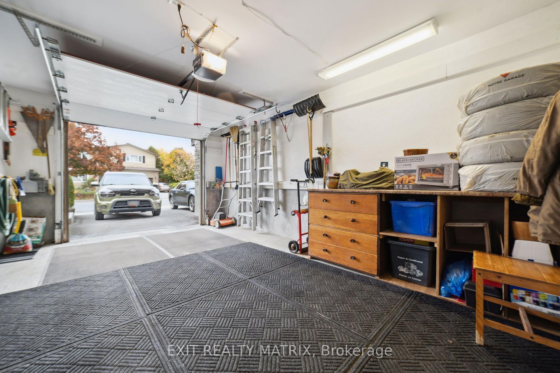 Photo 63 of 1866 Lenester Avenue, Ottawa, McKellar Heights/Glabar Park — HOMEH