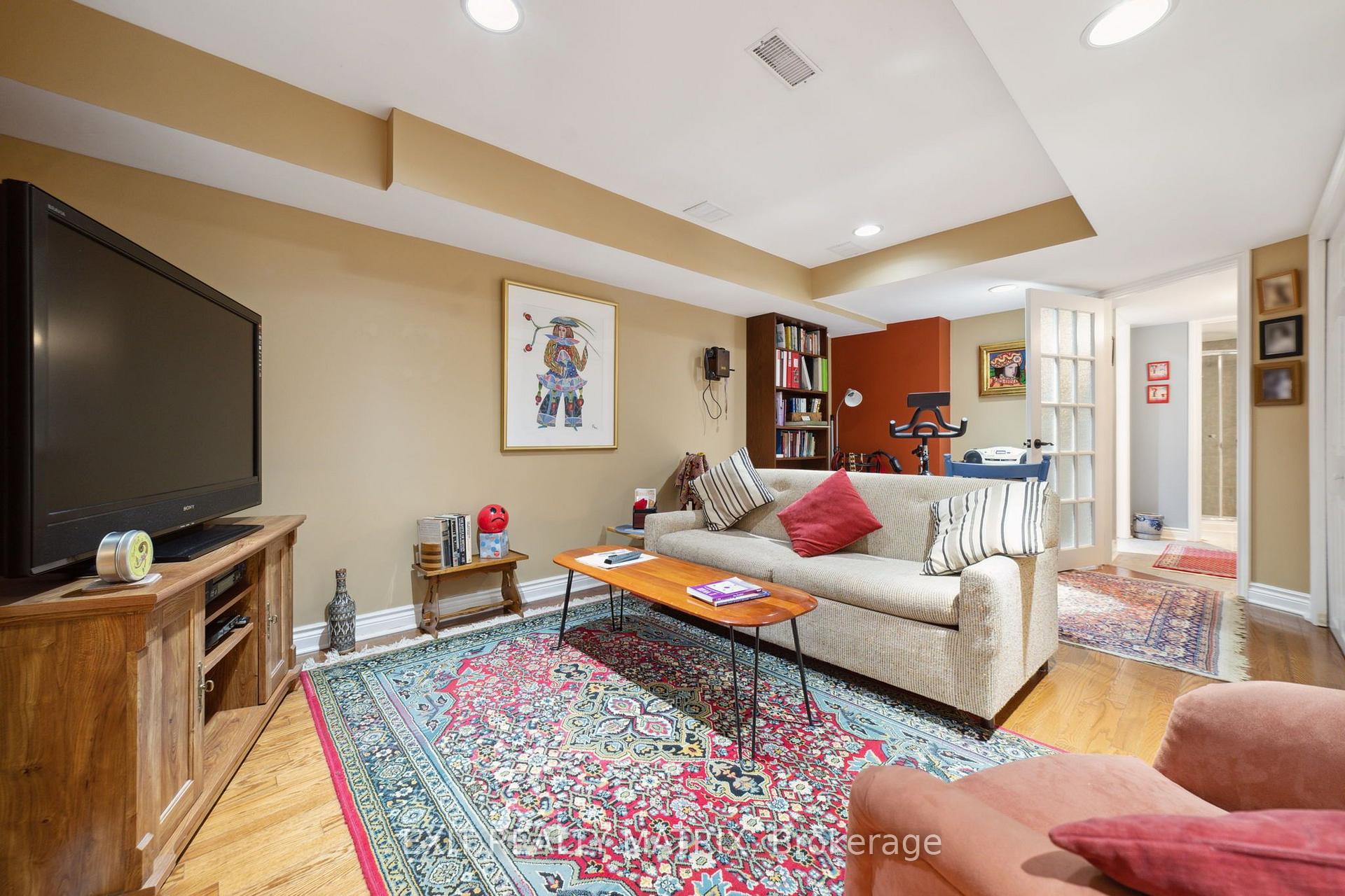 Photo 66 of 1866 Lenester Avenue, Ottawa, McKellar Heights/Glabar Park — HOMEH