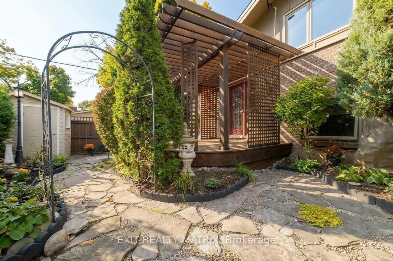 Photo 93 of 1866 Lenester Avenue, Ottawa, McKellar Heights/Glabar Park — HOMEH