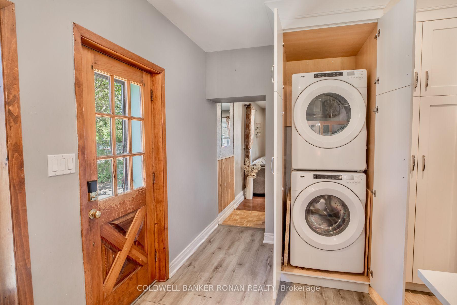Photo 9 of 8121 Main Street, Adjala-Tosorontio, Everett — HOMEH