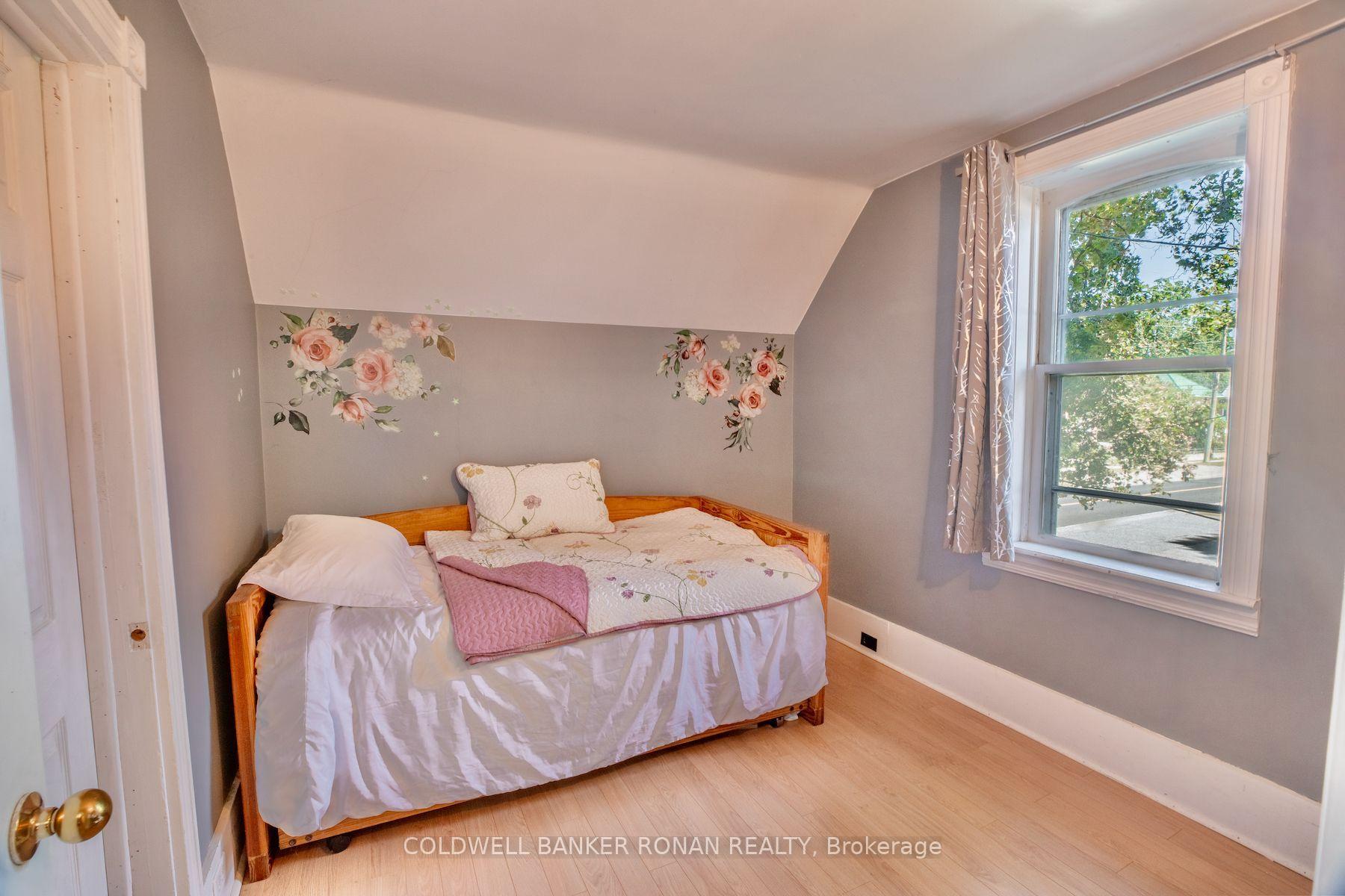 Photo 19 of 8121 Main Street, Adjala-Tosorontio, Everett — HOMEH
