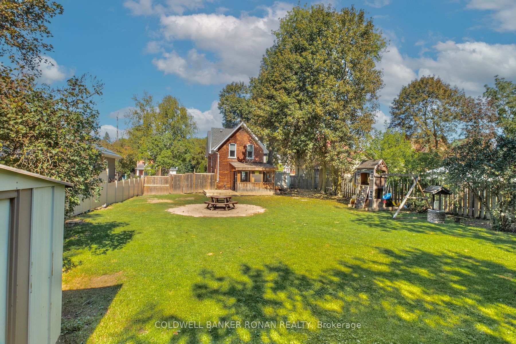 Photo 26 of 8121 Main Street, Adjala-Tosorontio, Everett — HOMEH