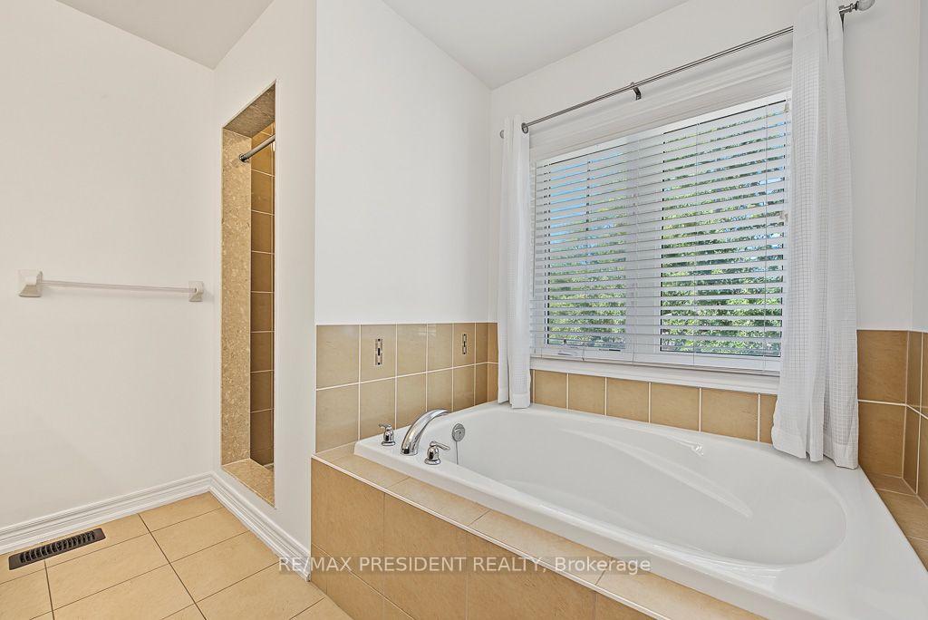 Photo 26 of 2 Archville Street, Brampton, Credit Valley — HOMEH