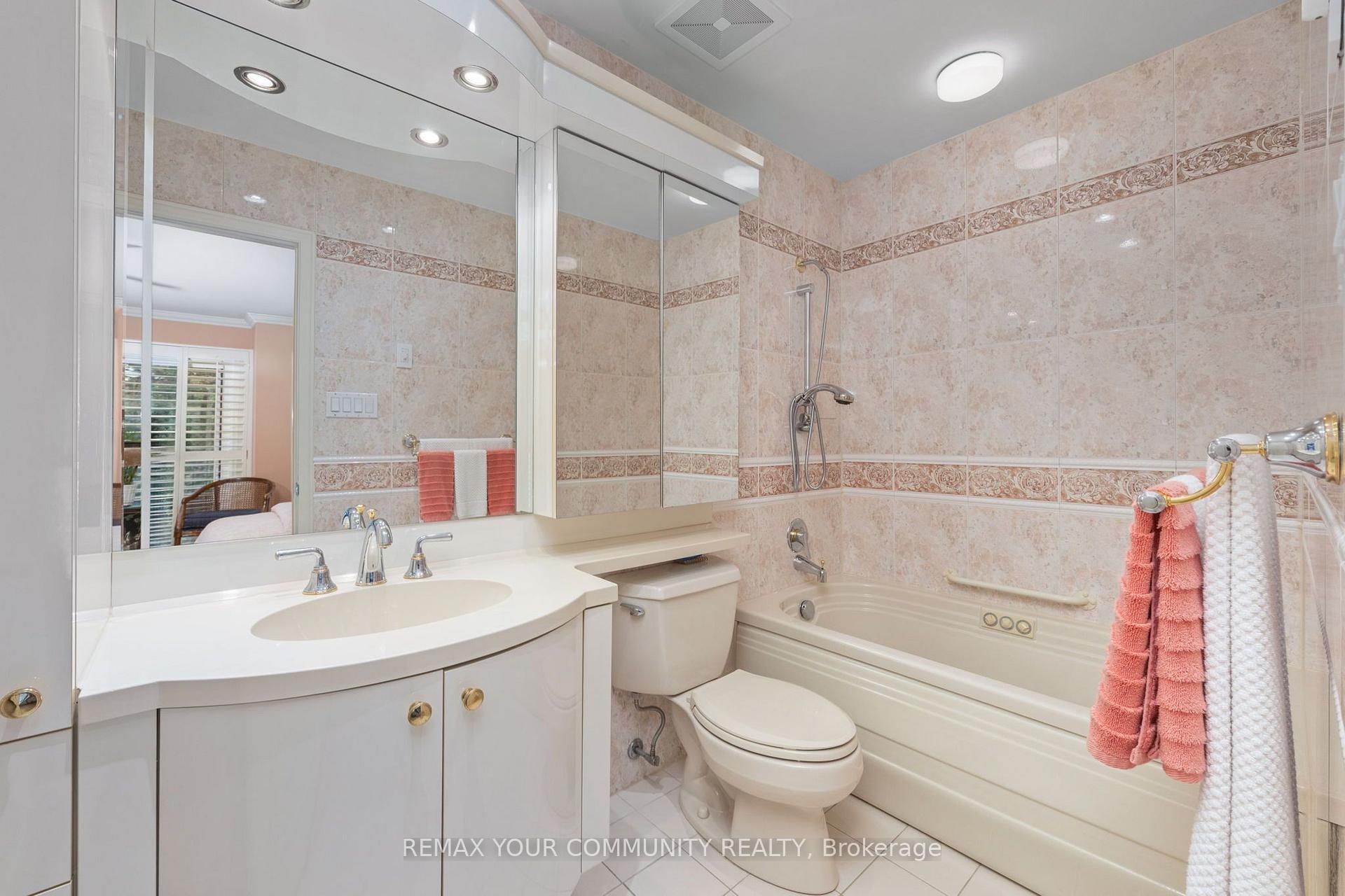 Photo 23 of 26 Quail Valley Drive, Markham, German Mills — HOMEH