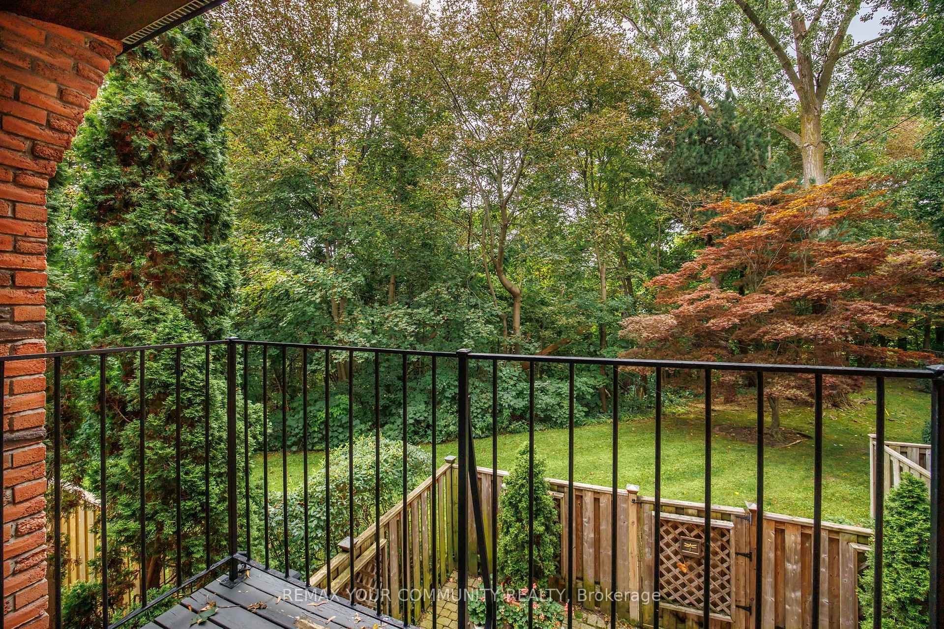 Photo 3 of 26 Quail Valley Drive, Markham, German Mills — HOMEH