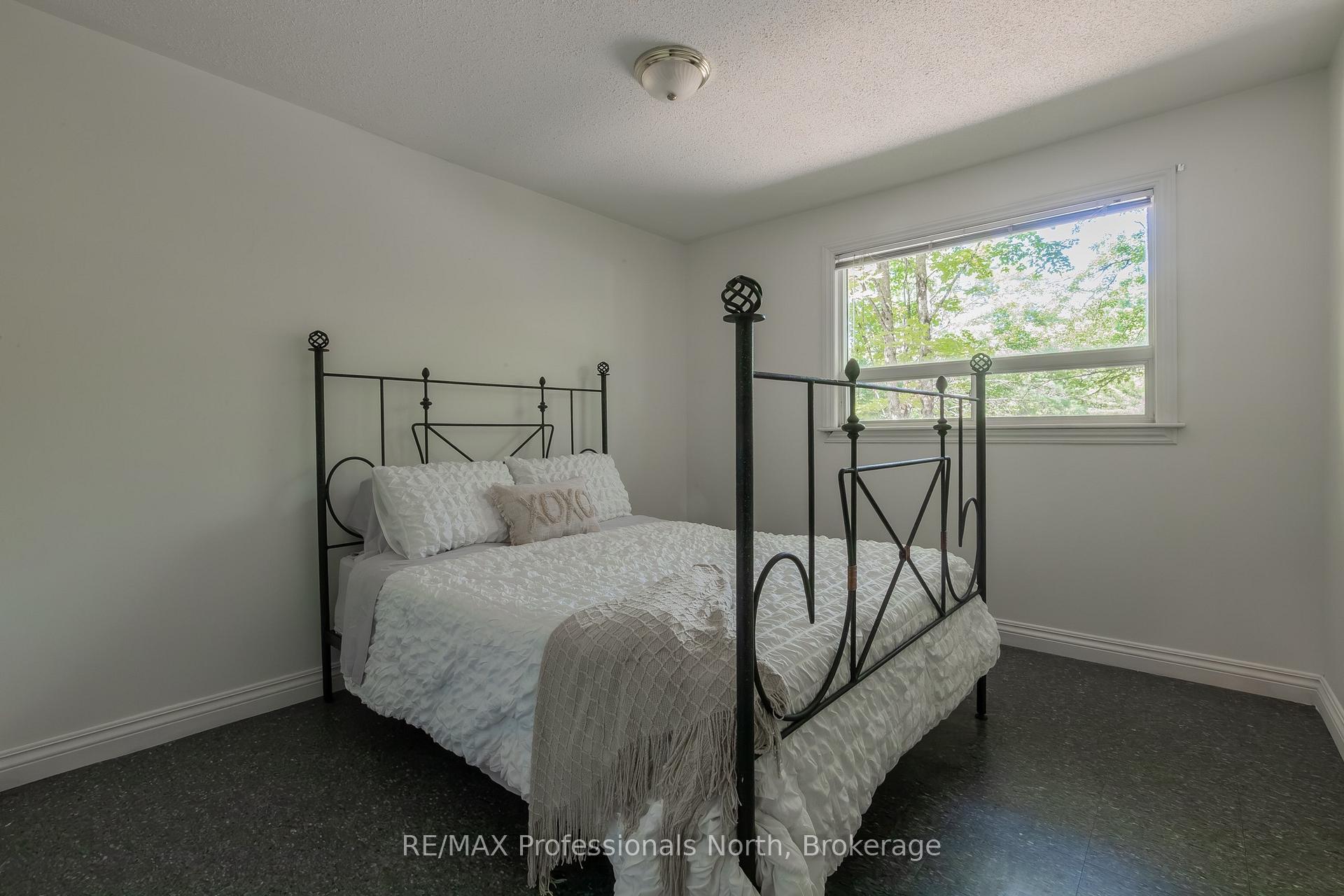 Photo 35 of 1114 River Haven Road N, Bracebridge, Draper — HOMEH