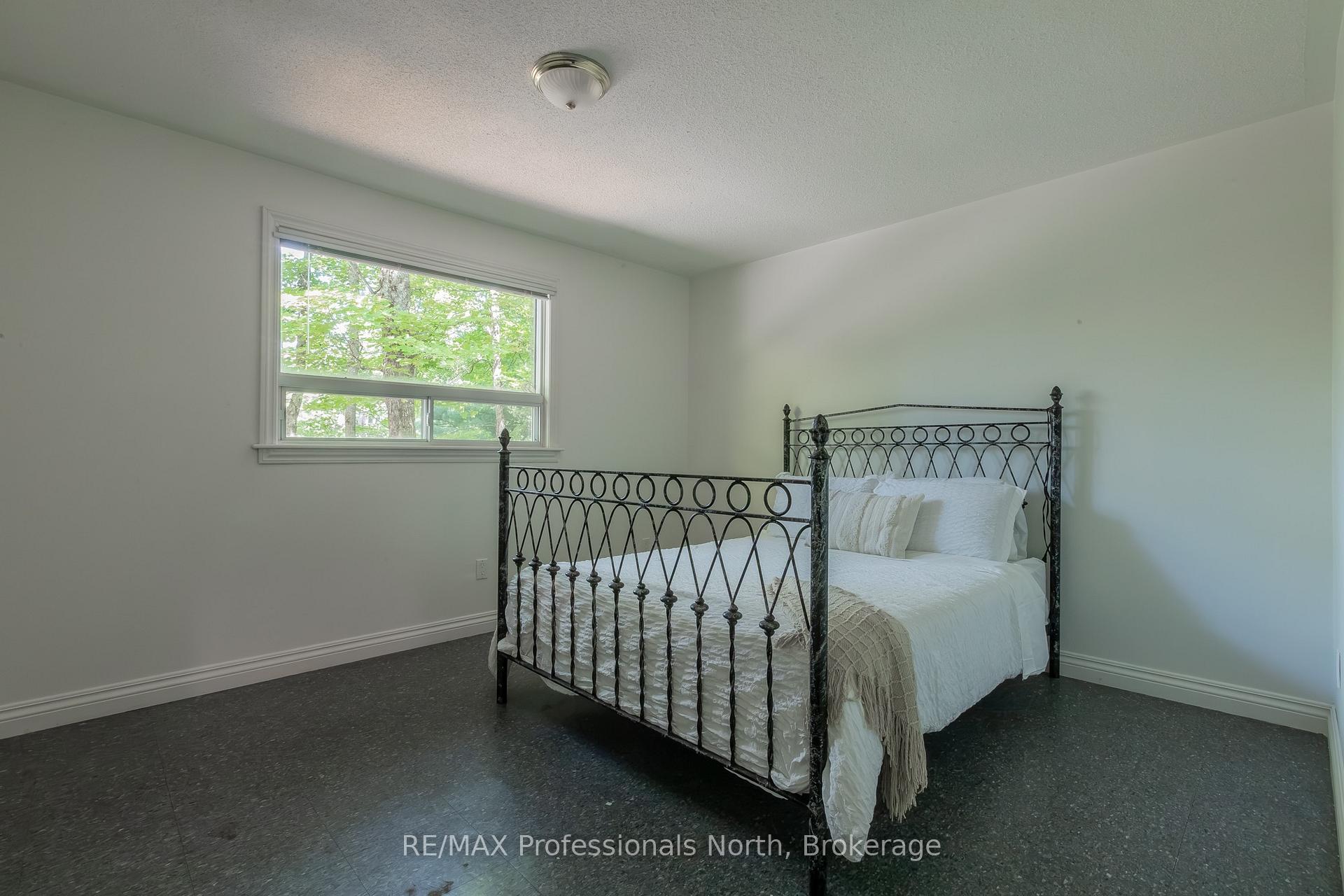 Photo 38 of 1114 River Haven Road N, Bracebridge, Draper — HOMEH