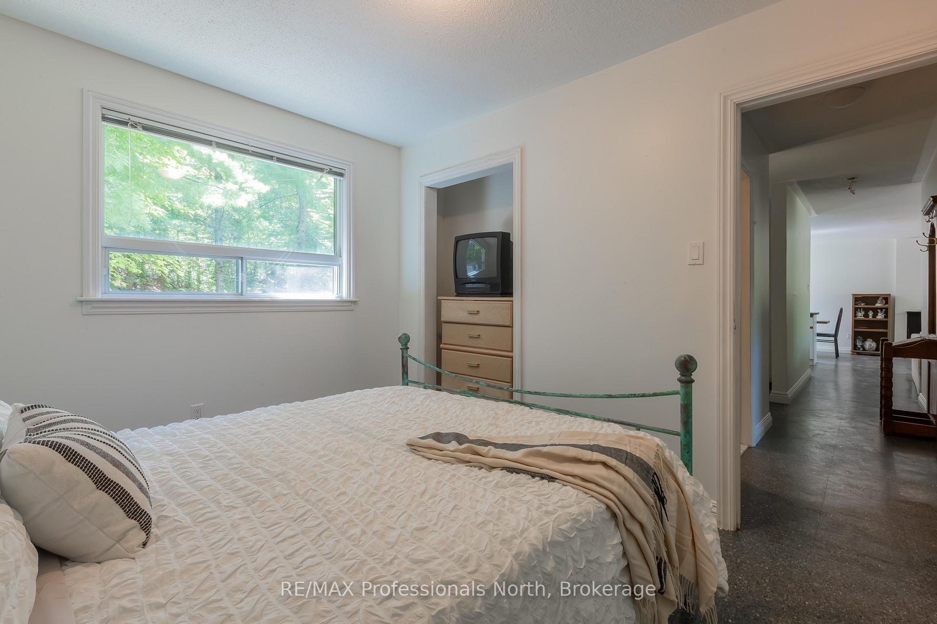 Photo 41 of 1114 River Haven Road N, Bracebridge, Draper — HOMEH