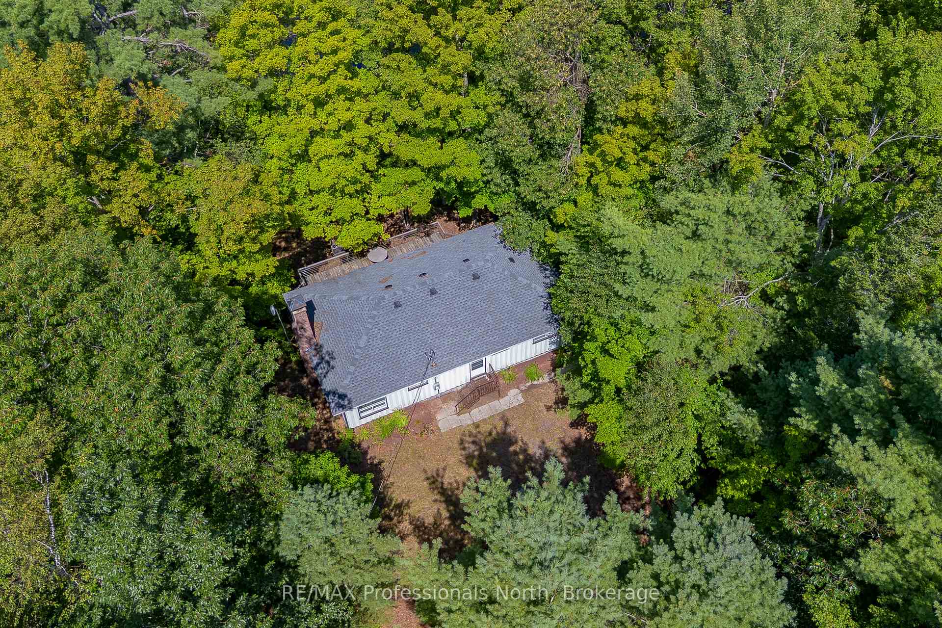 Photo 43 of 1114 River Haven Road N, Bracebridge, Draper — HOMEH