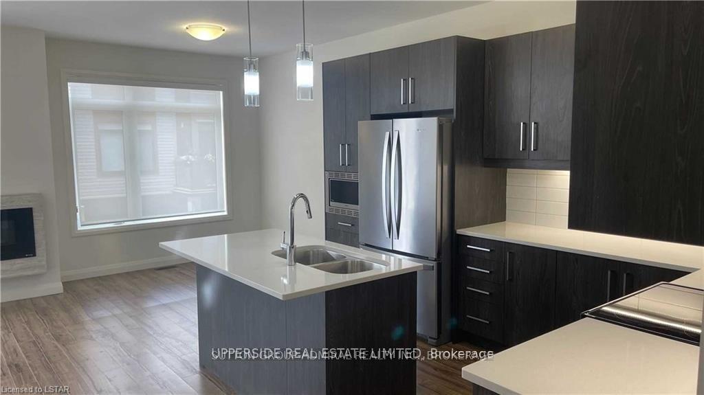 Photo 4 of Unit 143, 3260 Singleton Avenue, London, South W — HOMEH