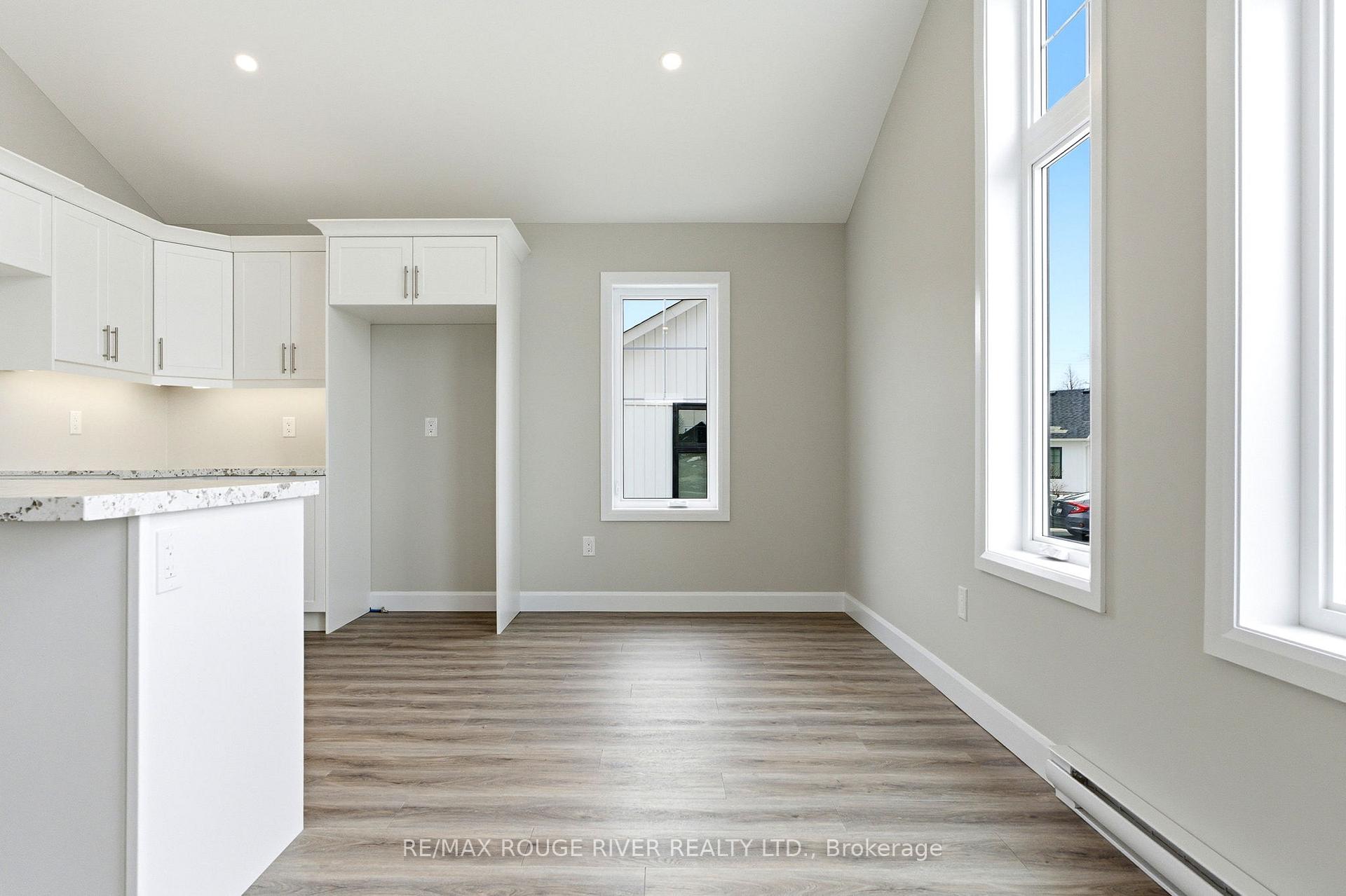 Photo 14 of Unit 403, 14 Meadowcreek Drive, Brighton — HOMEH