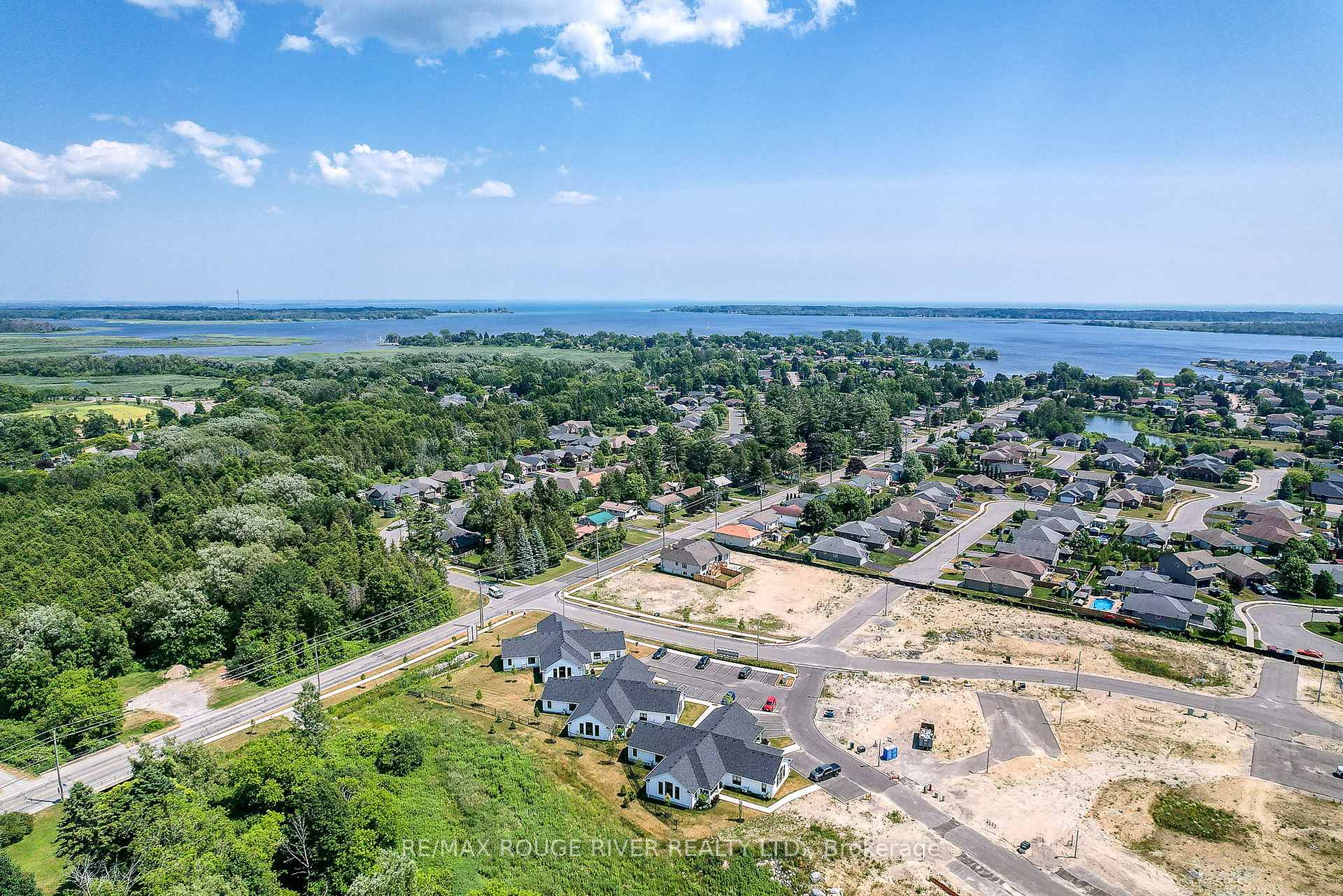 Photo 27 of Unit 403, 14 Meadowcreek Drive, Brighton — HOMEH