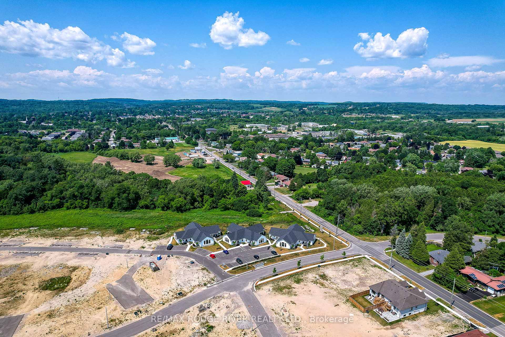 Photo 30 of Unit 403, 14 Meadowcreek Drive, Brighton — HOMEH