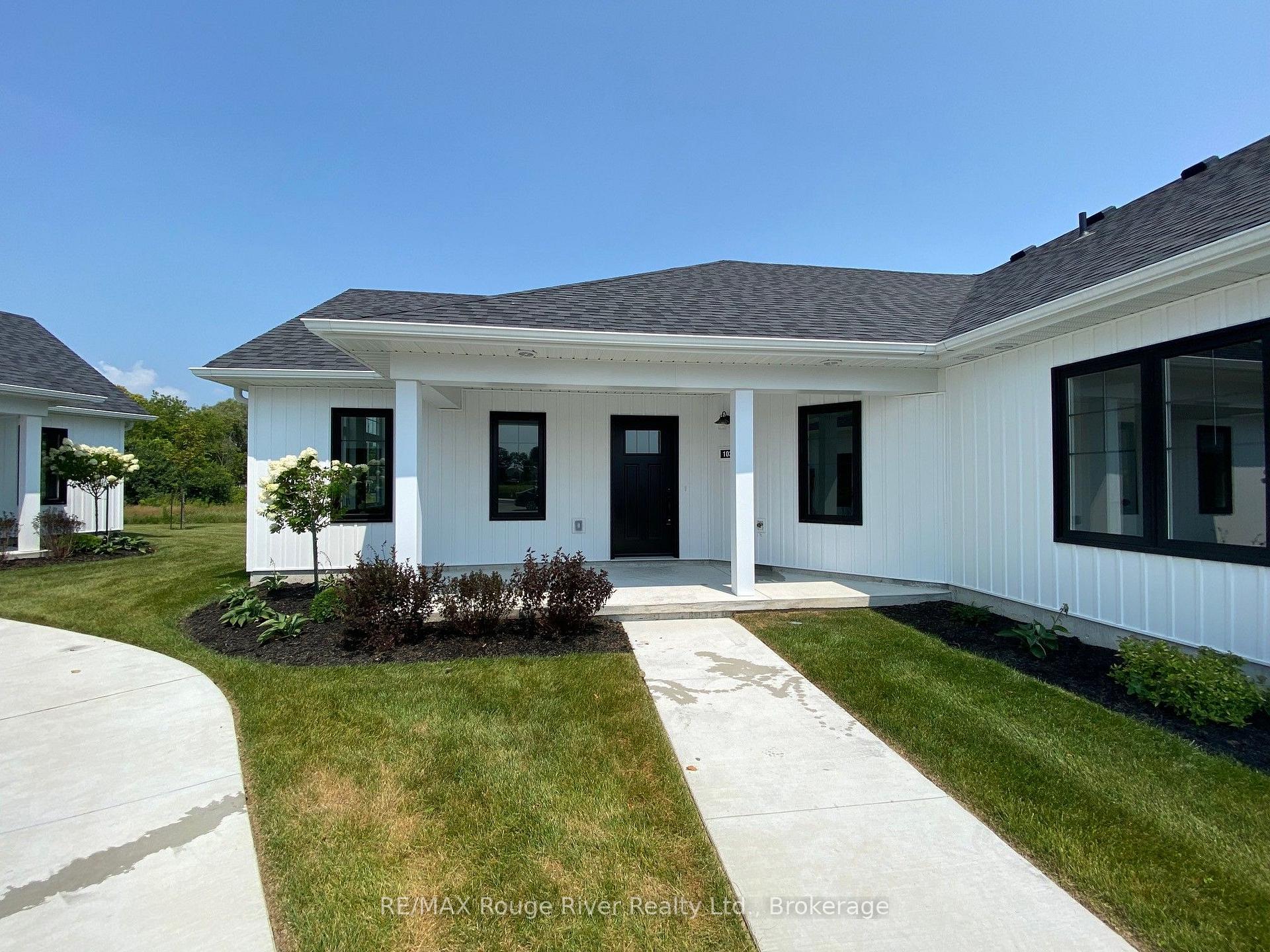Photo 2 of Unit 403, 14 Meadowcreek Drive, Brighton — HOMEH