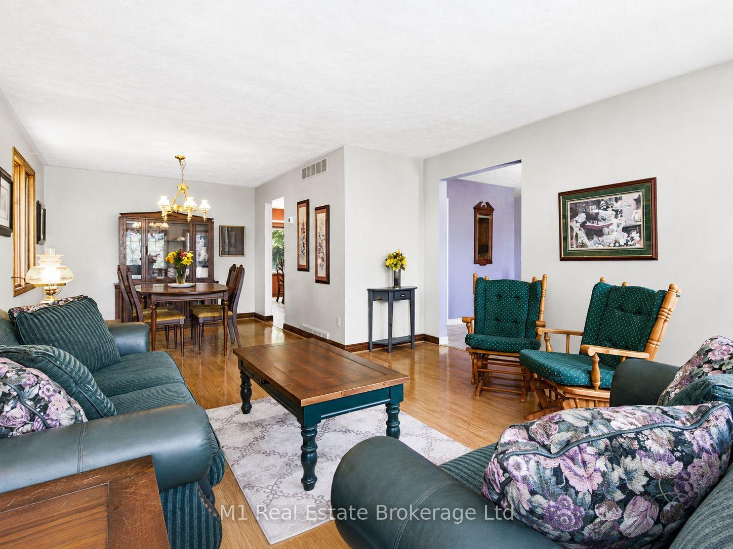 Photo 10 of 294 Colborne Street, Centre Wellington, Elora/Salem — HOMEH