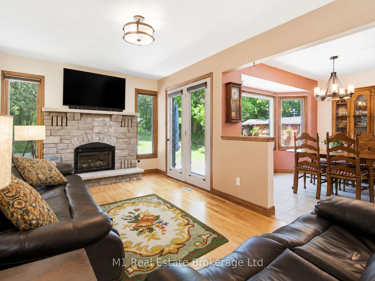 Photo 17 of 294 Colborne Street, Centre Wellington, Elora/Salem — HOMEH