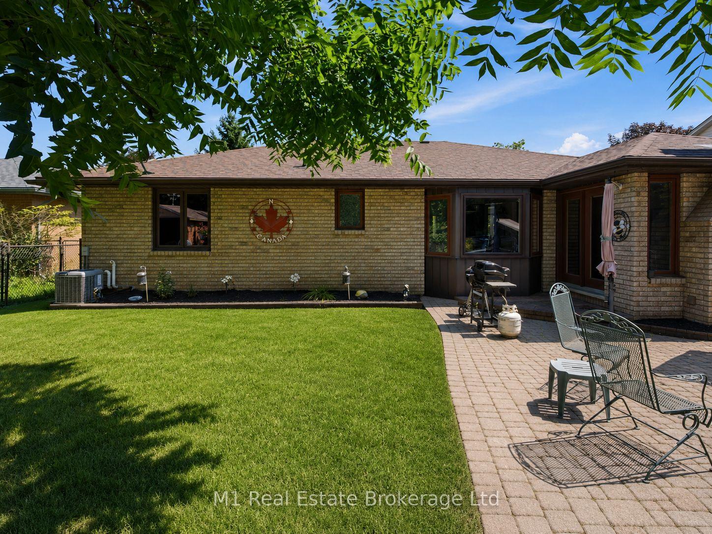Photo 40 of 294 Colborne Street, Centre Wellington, Elora/Salem — HOMEH