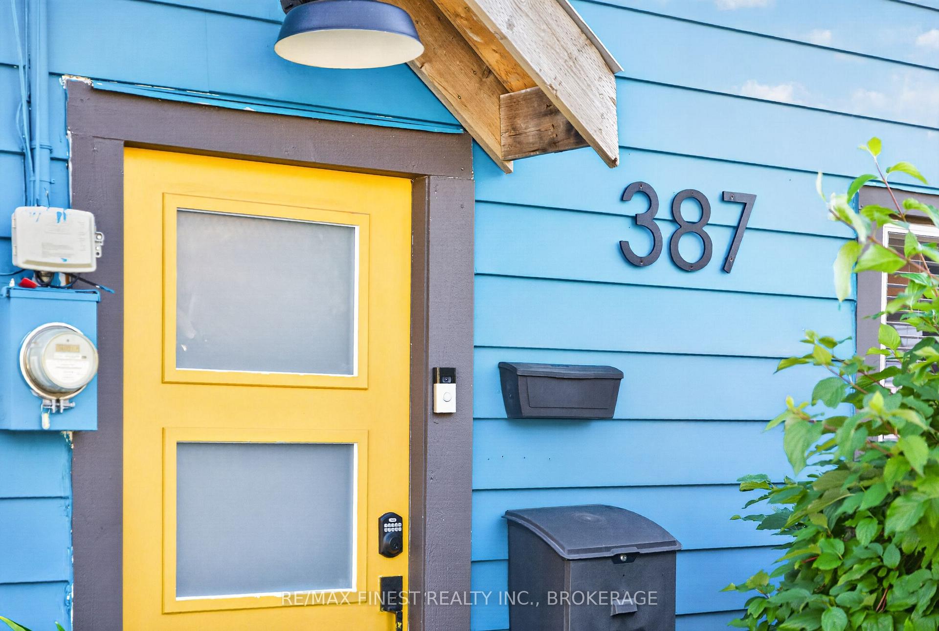 Photo 5 of 387 Nelson Street, Kingston, East of Sir John A. Blvd — HOMEH
