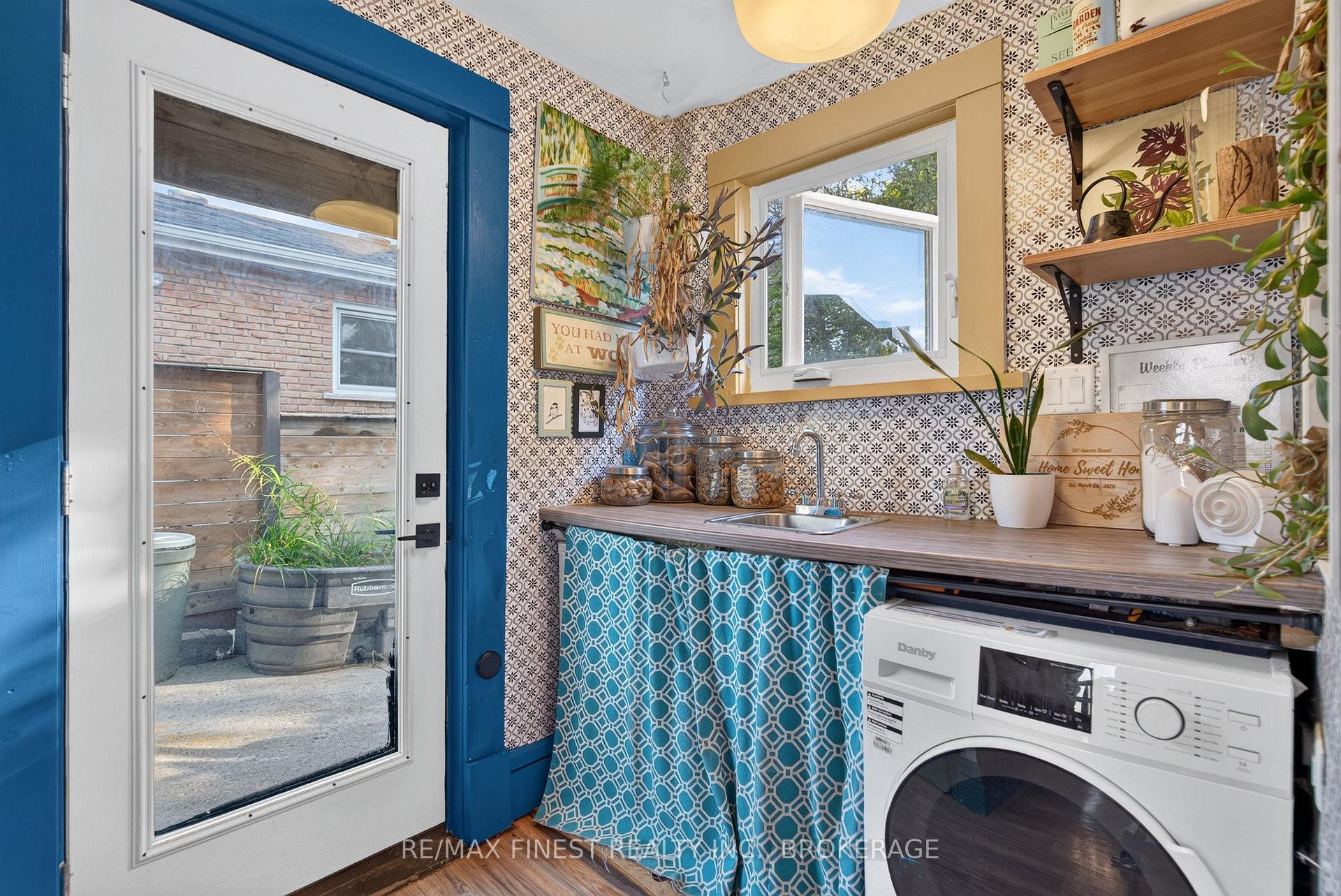 Photo 32 of 387 Nelson Street, Kingston, East of Sir John A. Blvd — HOMEH