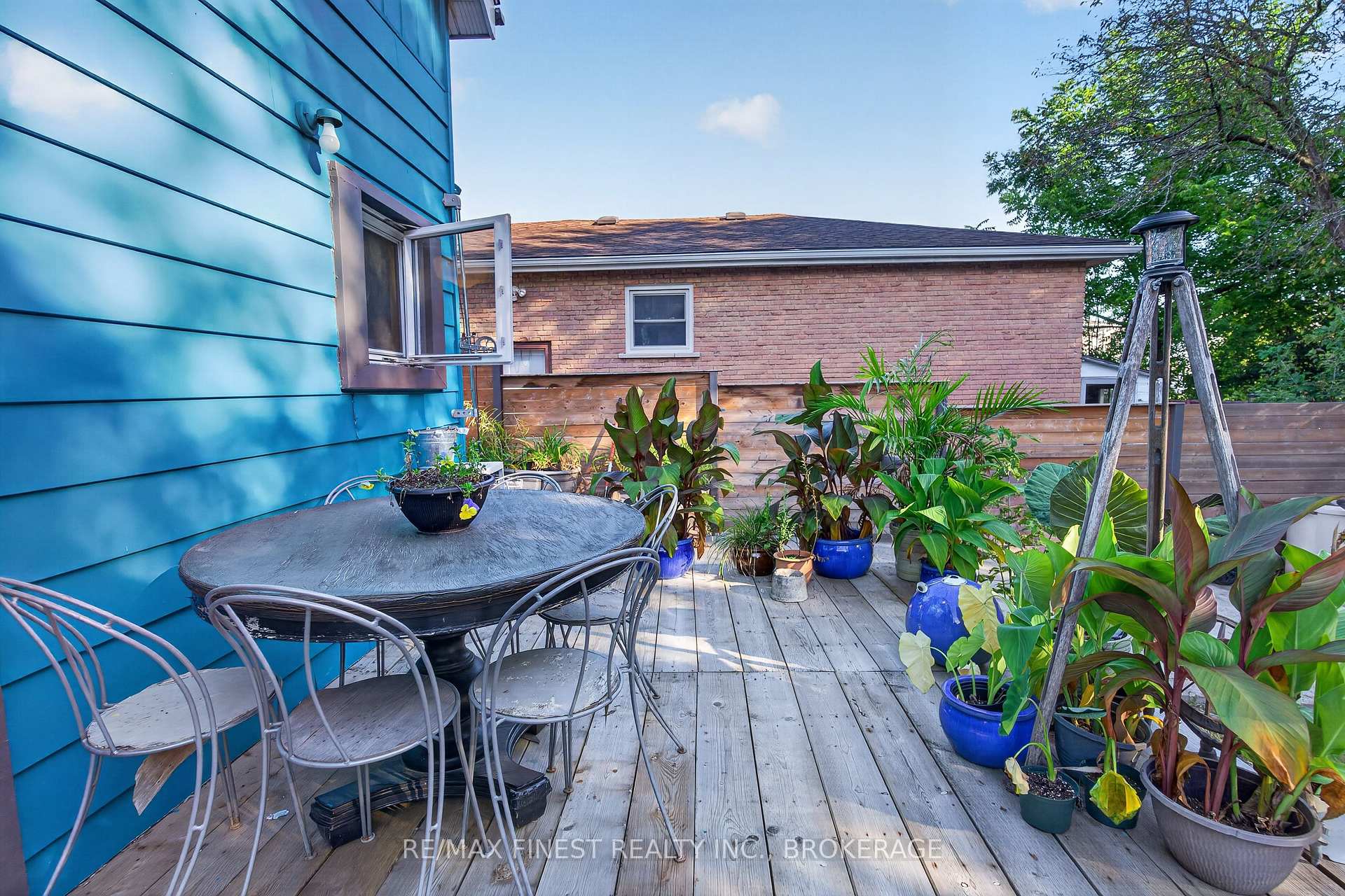 Photo 43 of 387 Nelson Street, Kingston, East of Sir John A. Blvd — HOMEH
