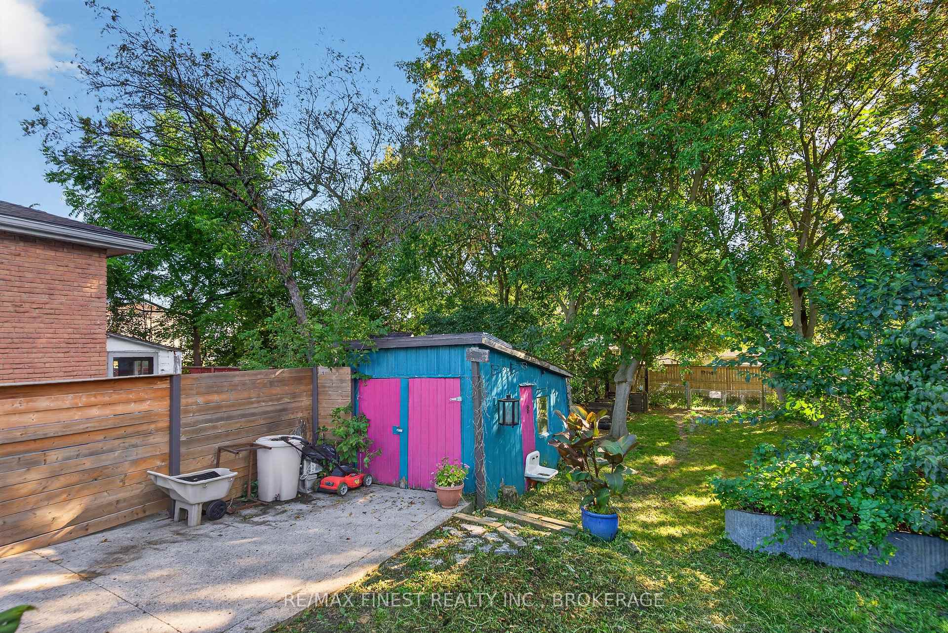 Photo 44 of 387 Nelson Street, Kingston, East of Sir John A. Blvd — HOMEH