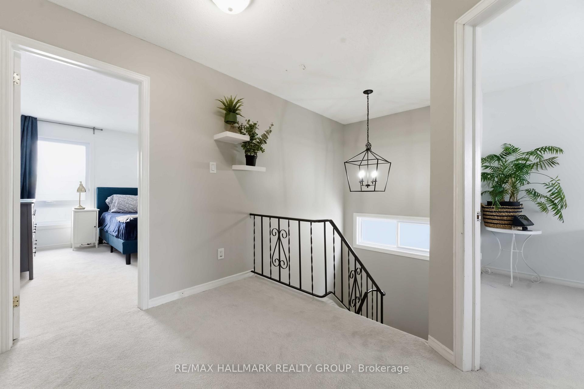 Photo 15 of 1091 Burgundy Lane, Ottawa, Convent Glen — HOMEH