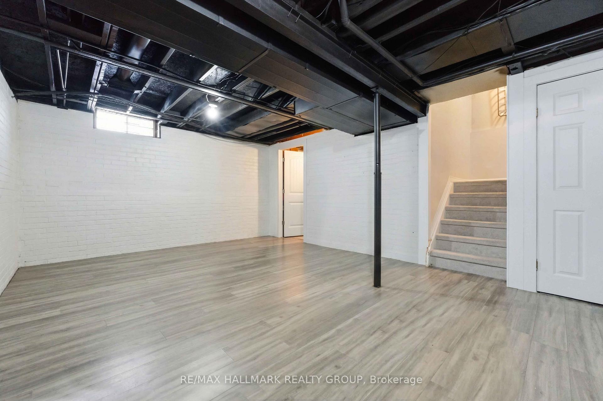 Photo 31 of 1091 Burgundy Lane, Ottawa, Convent Glen — HOMEH