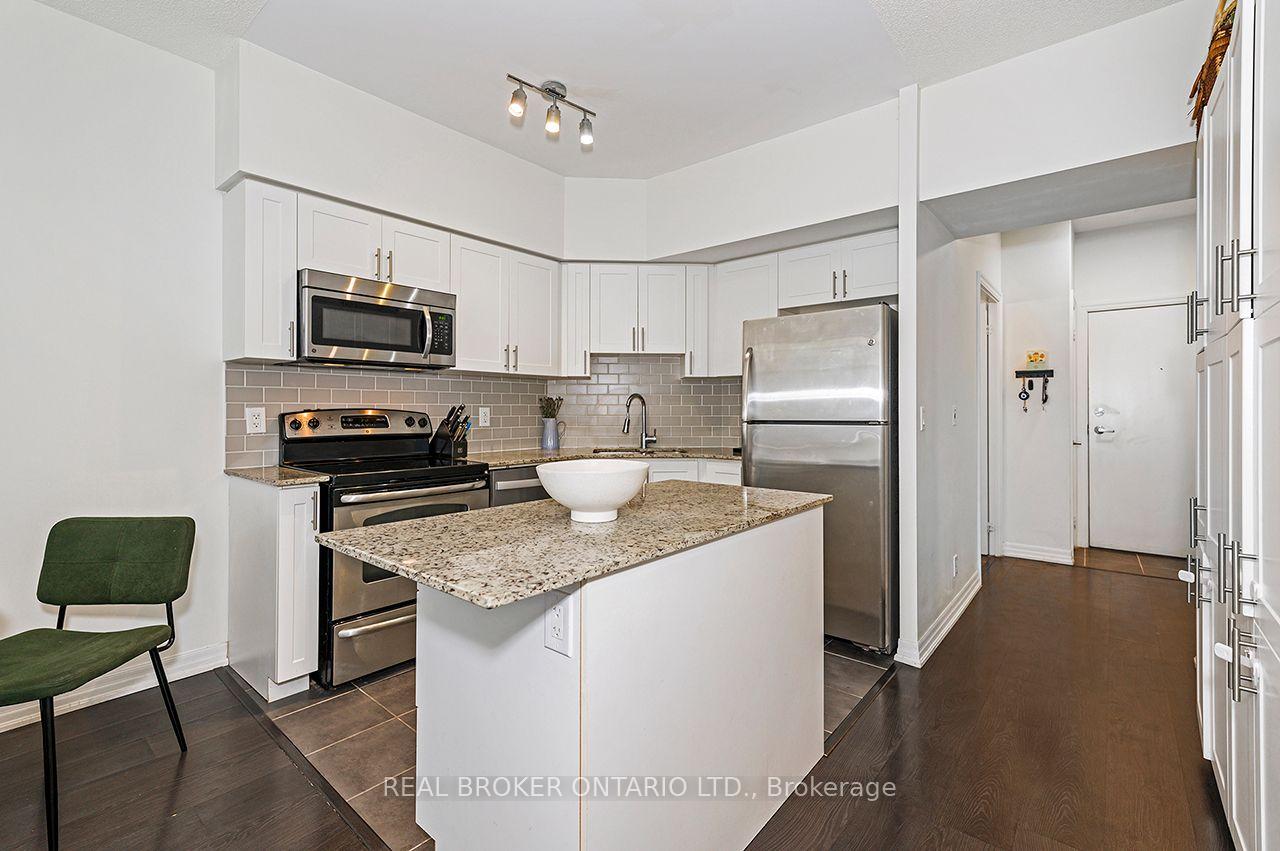 Photo 9 of Unit 403, 1940 Ironstone Drive, Burlington, Uptown — HOMEH