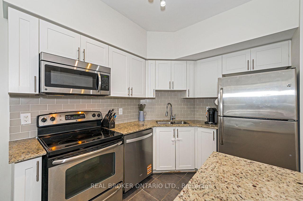 Photo 10 of Unit 403, 1940 Ironstone Drive, Burlington, Uptown — HOMEH