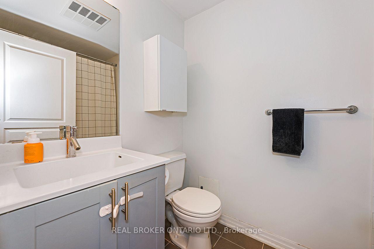 Photo 16 of Unit 403, 1940 Ironstone Drive, Burlington, Uptown — HOMEH